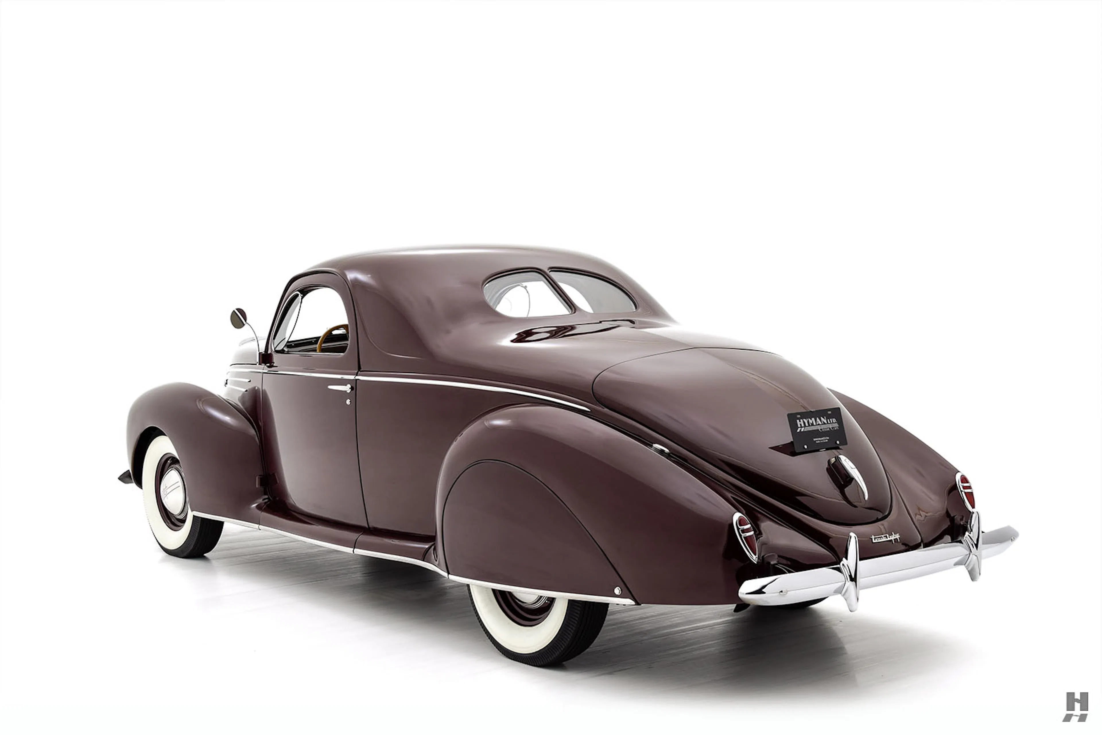 1939 Lincoln Zephyr 2dr Coupe Courtesy of Hyman Ltd.