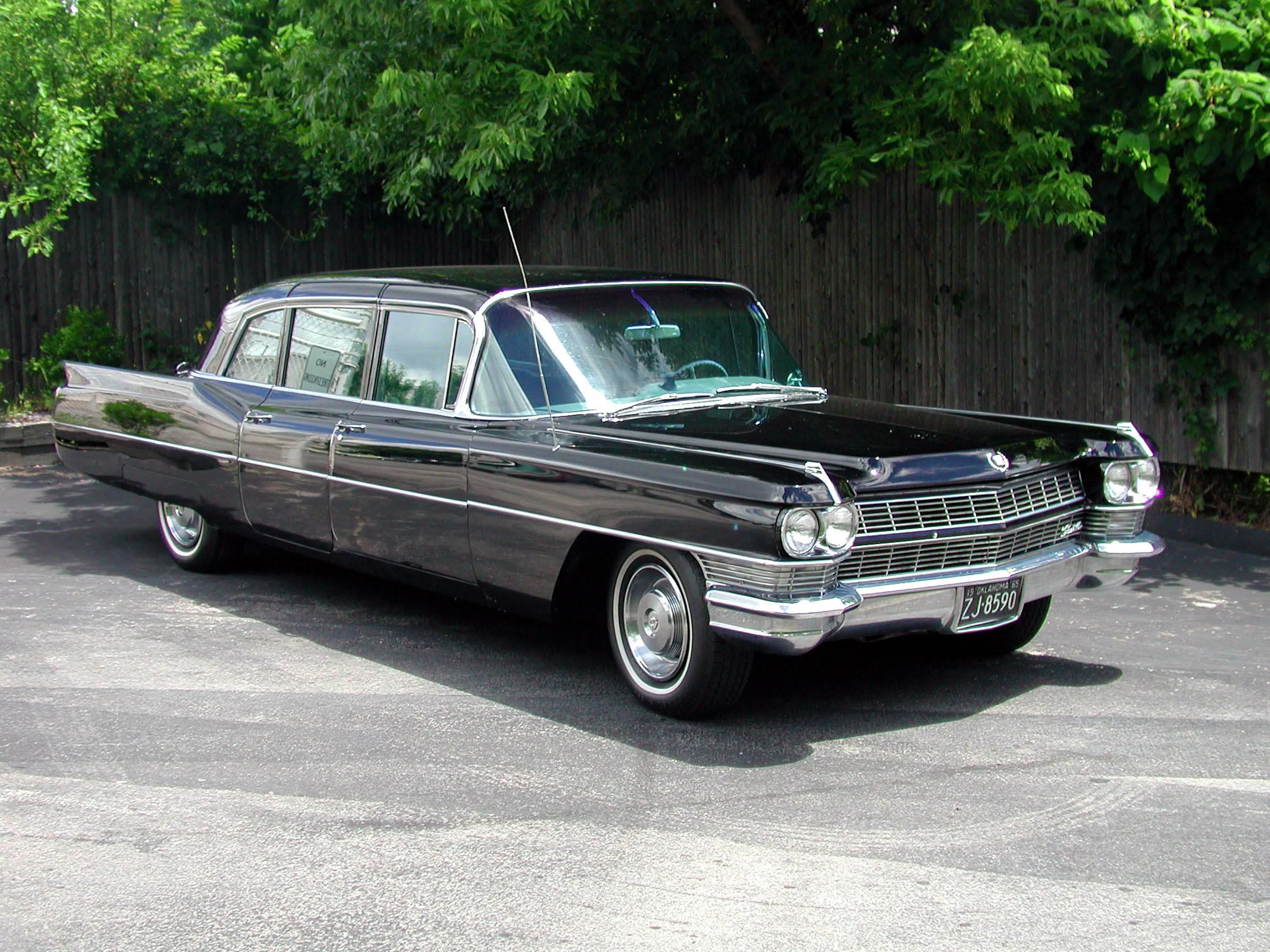 1965 Cadillac Fleetwood Series 75 Limousine
