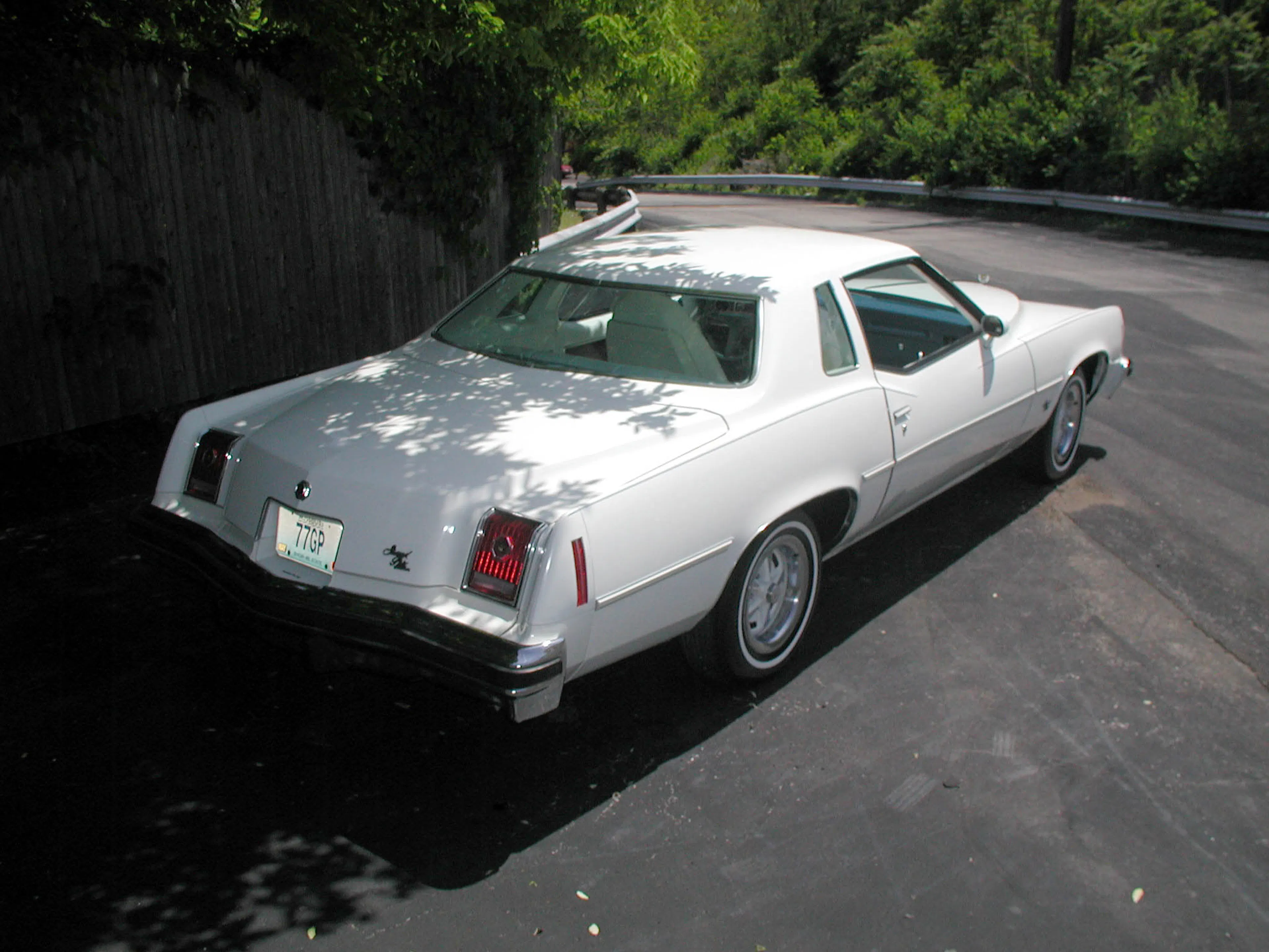 1977 Pontiac Grand Prix Base