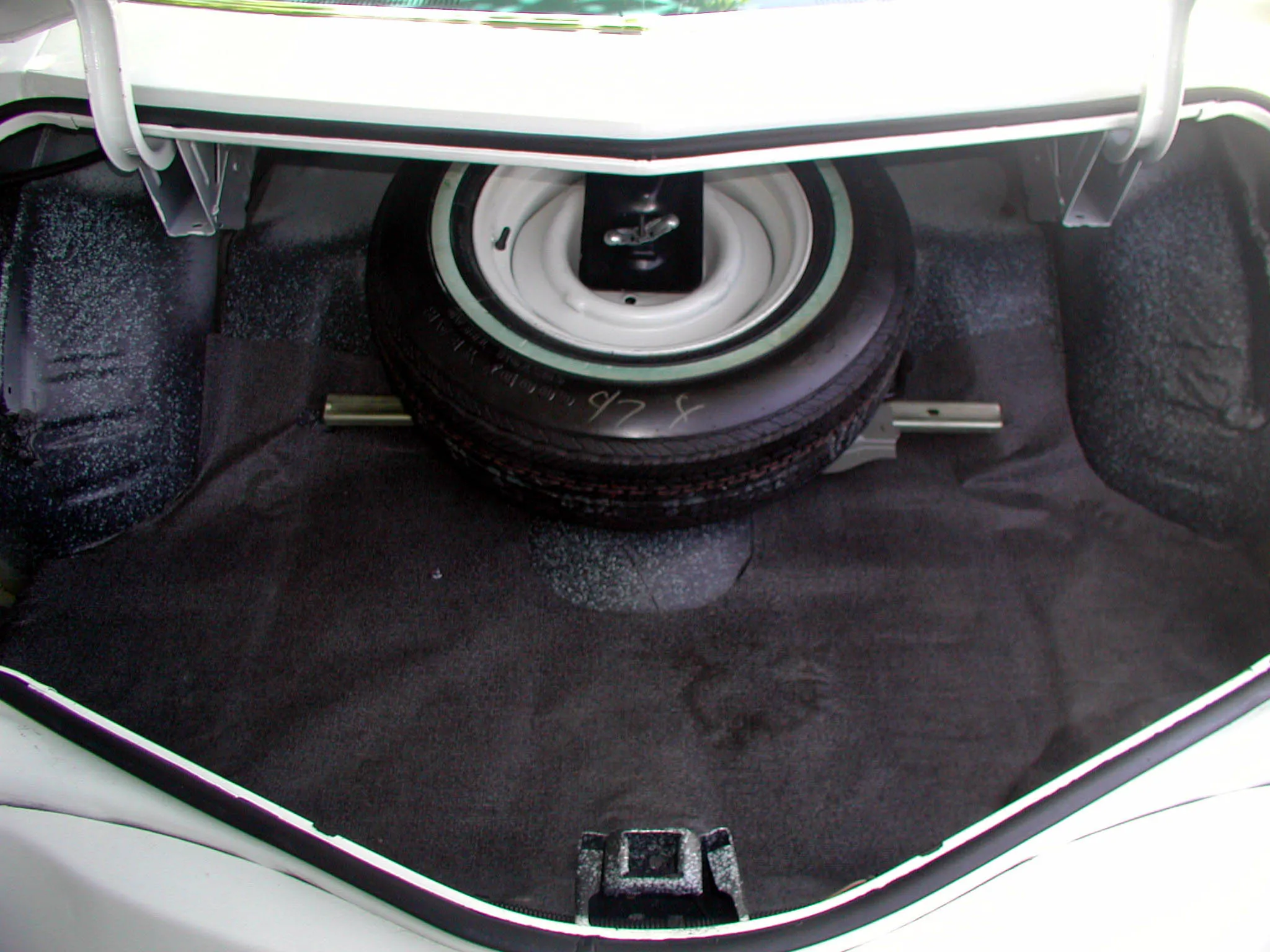 1977 Pontiac Grand Prix Base