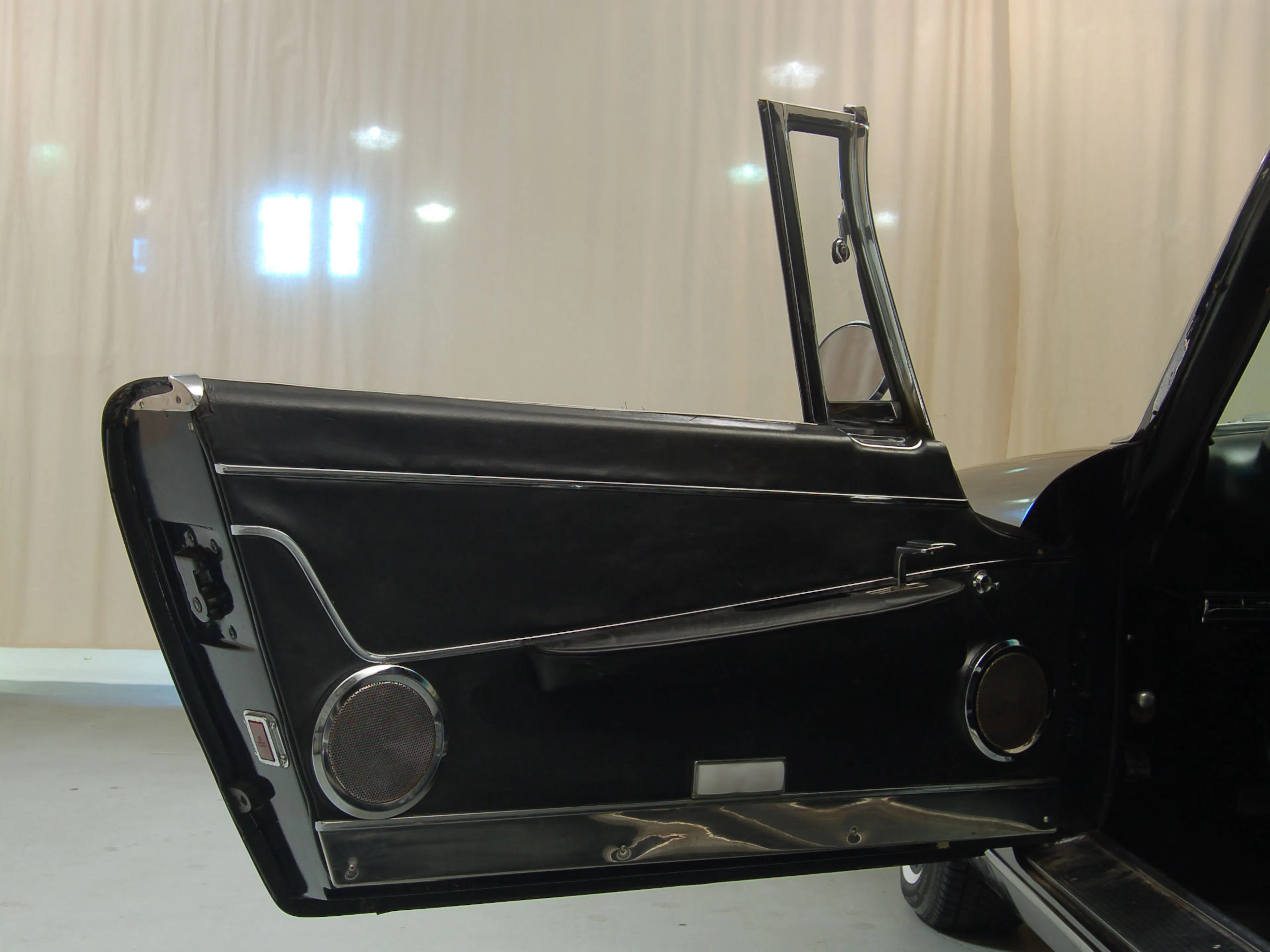 1962 Dual-Ghia L6.4 Base