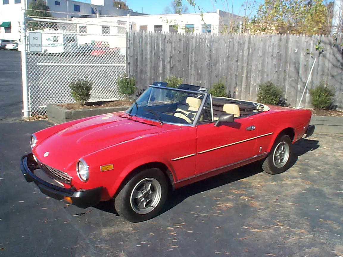 1980 Fiat 2000 Spider