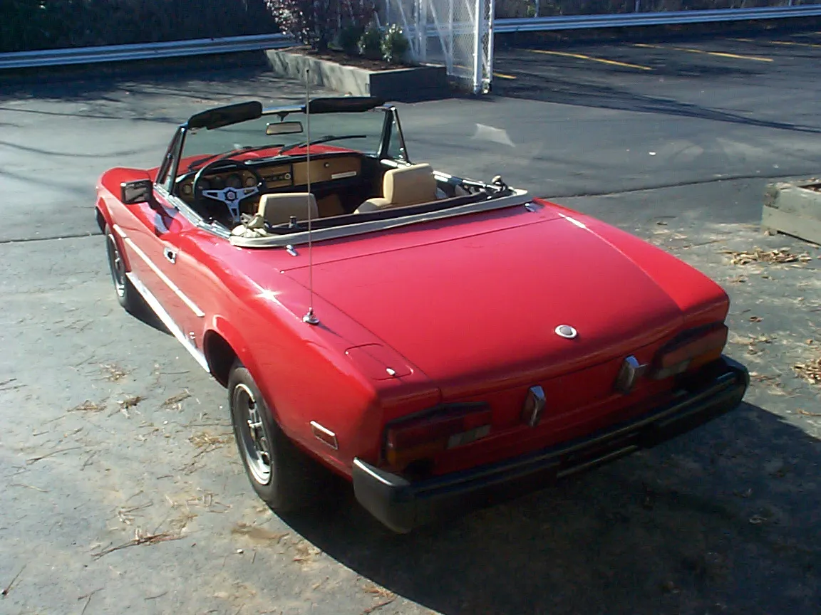 1980 Fiat 2000 Spider
