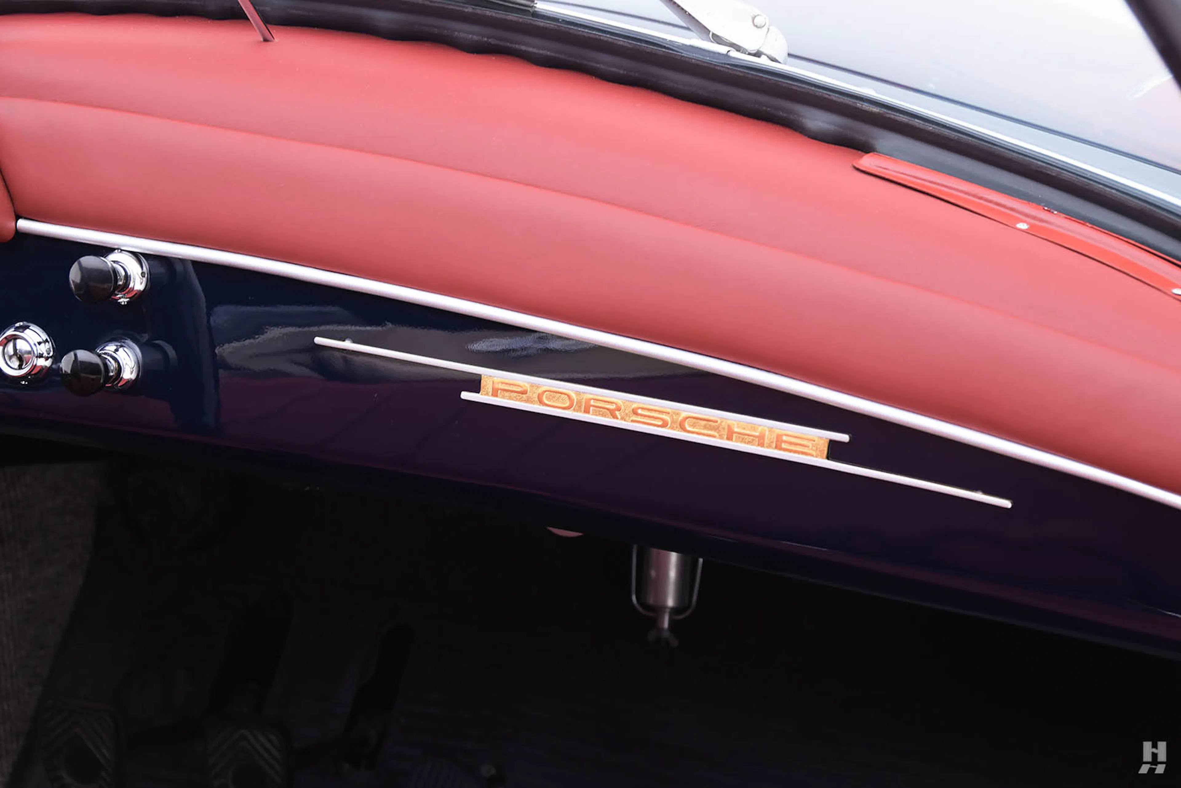 1960 Porsche 356B (T5) 1600 Super 2dr Roadster Courtesy of Hyman Ltd.