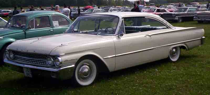 1961 ford fairlane 500