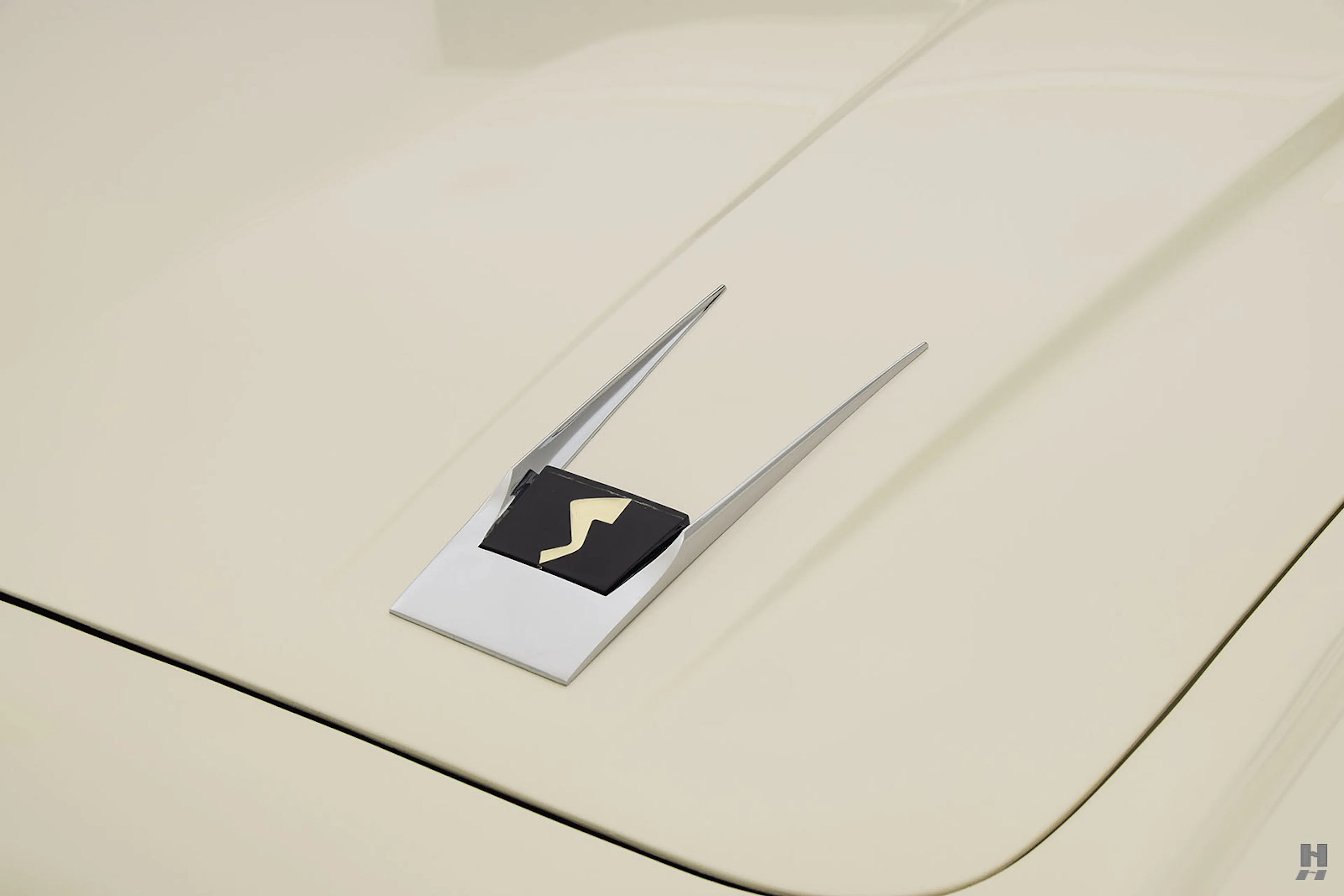 1963 Studebaker Avanti R2 2dr Coupe Courtesy of Hyman Ltd.