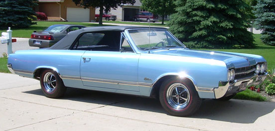 1966 oldsmobile cutlass 4-4-2