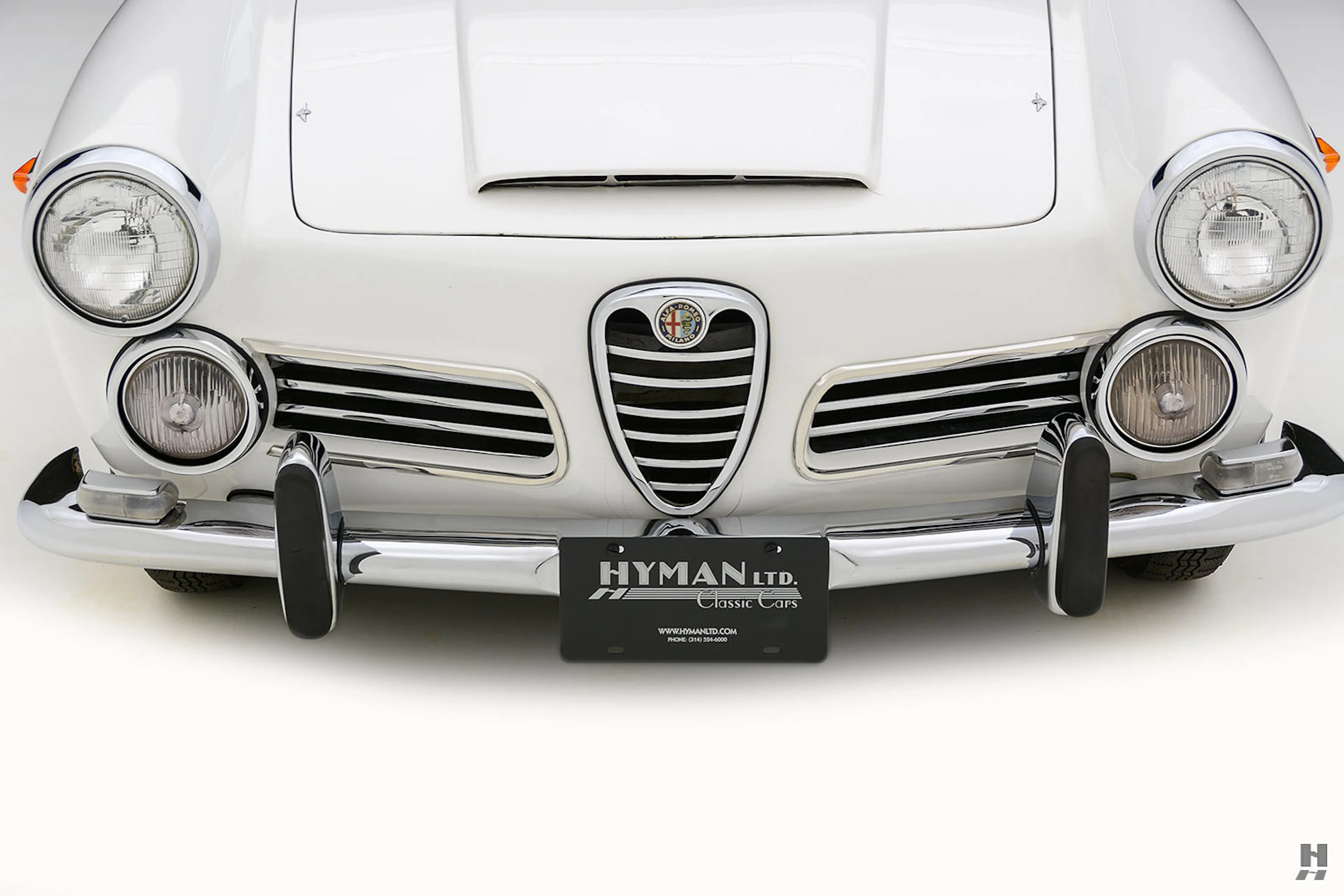 1965 Alfa Romeo 2600 Spider | Hagerty Valuation Tool®