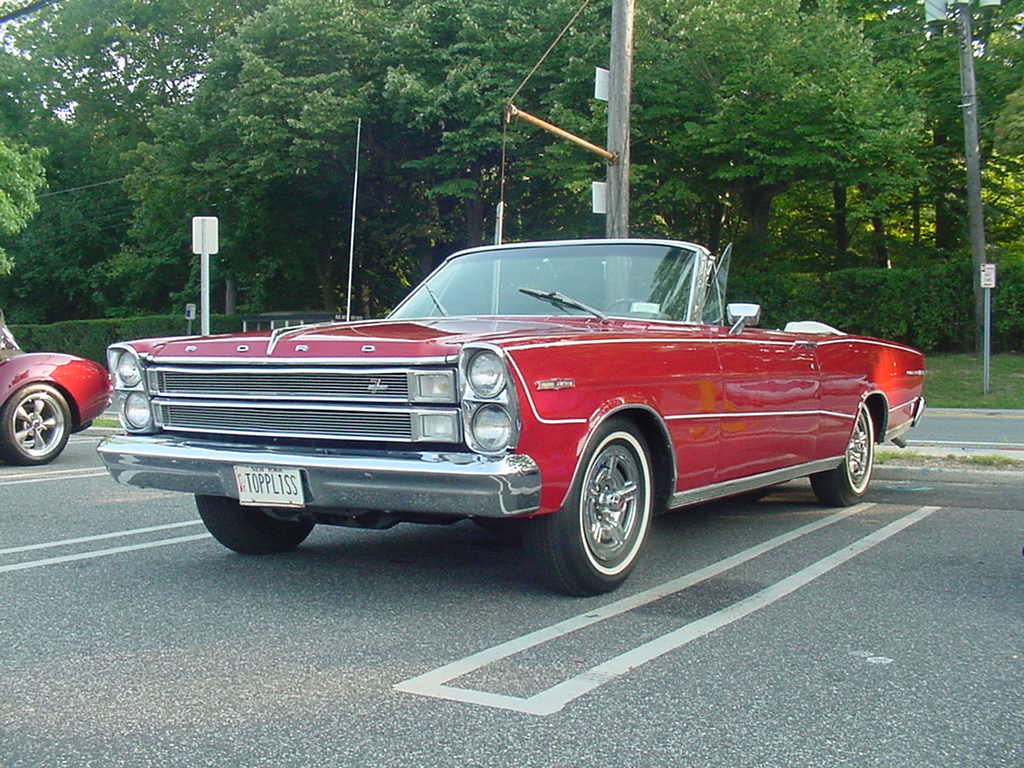 1966 ford galaxie 500 country squire