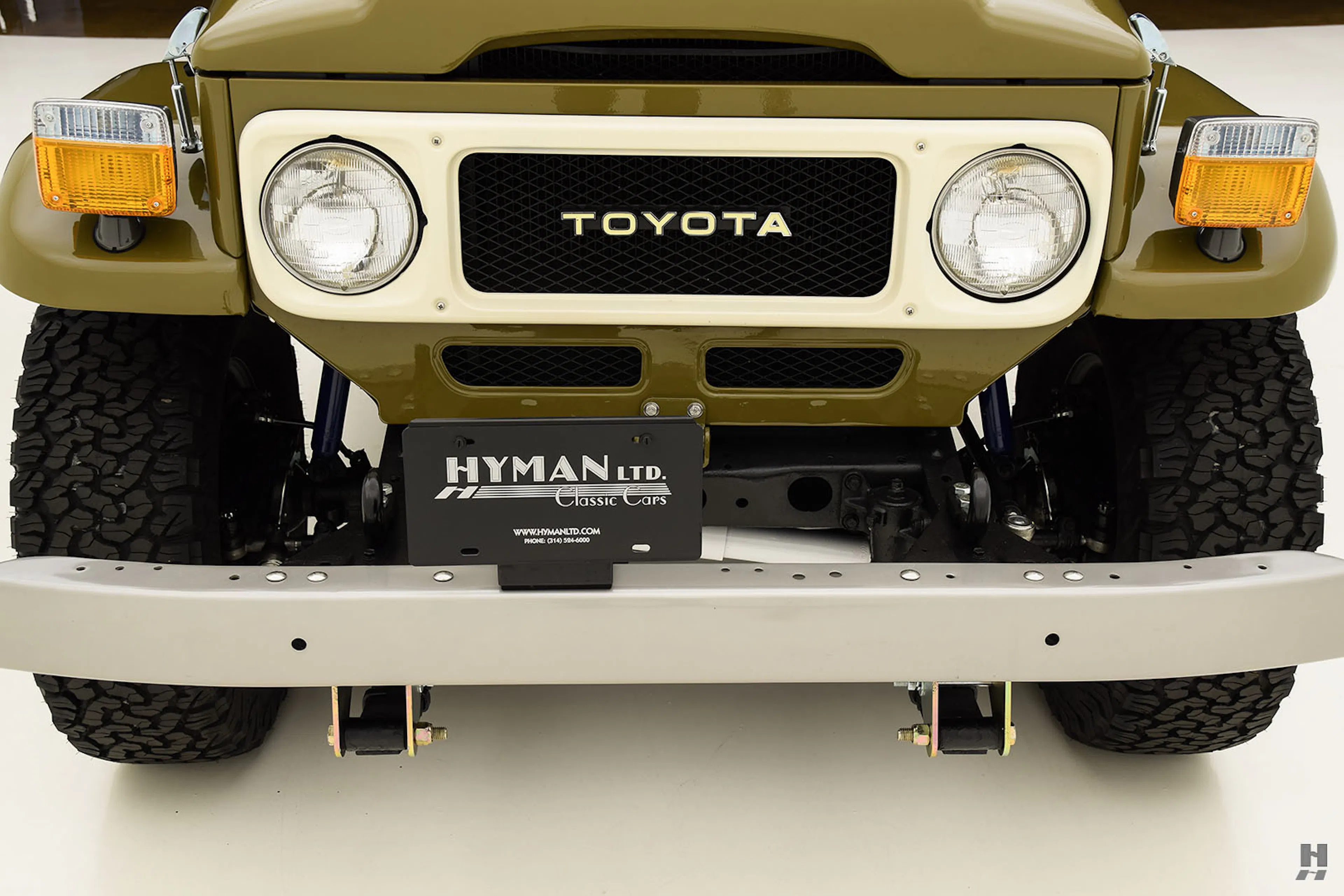 1979 Toyota Land Cruiser FJ40V 2dr Hardtop 4x4 Courtesy of Hyman Ltd.