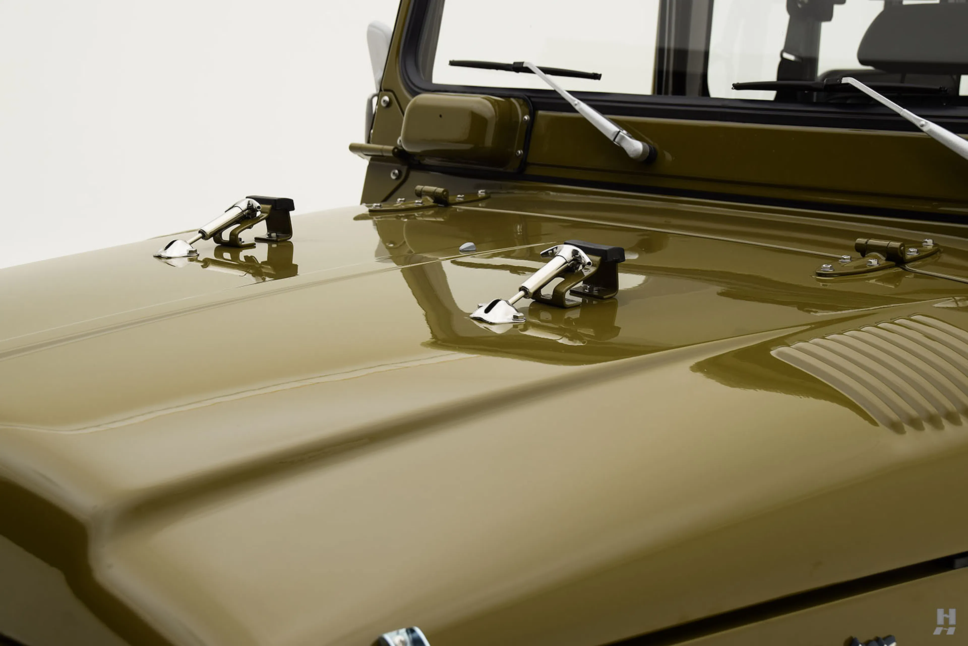 1979 Toyota Land Cruiser FJ40V 2dr Hardtop 4x4 Courtesy of Hyman Ltd.