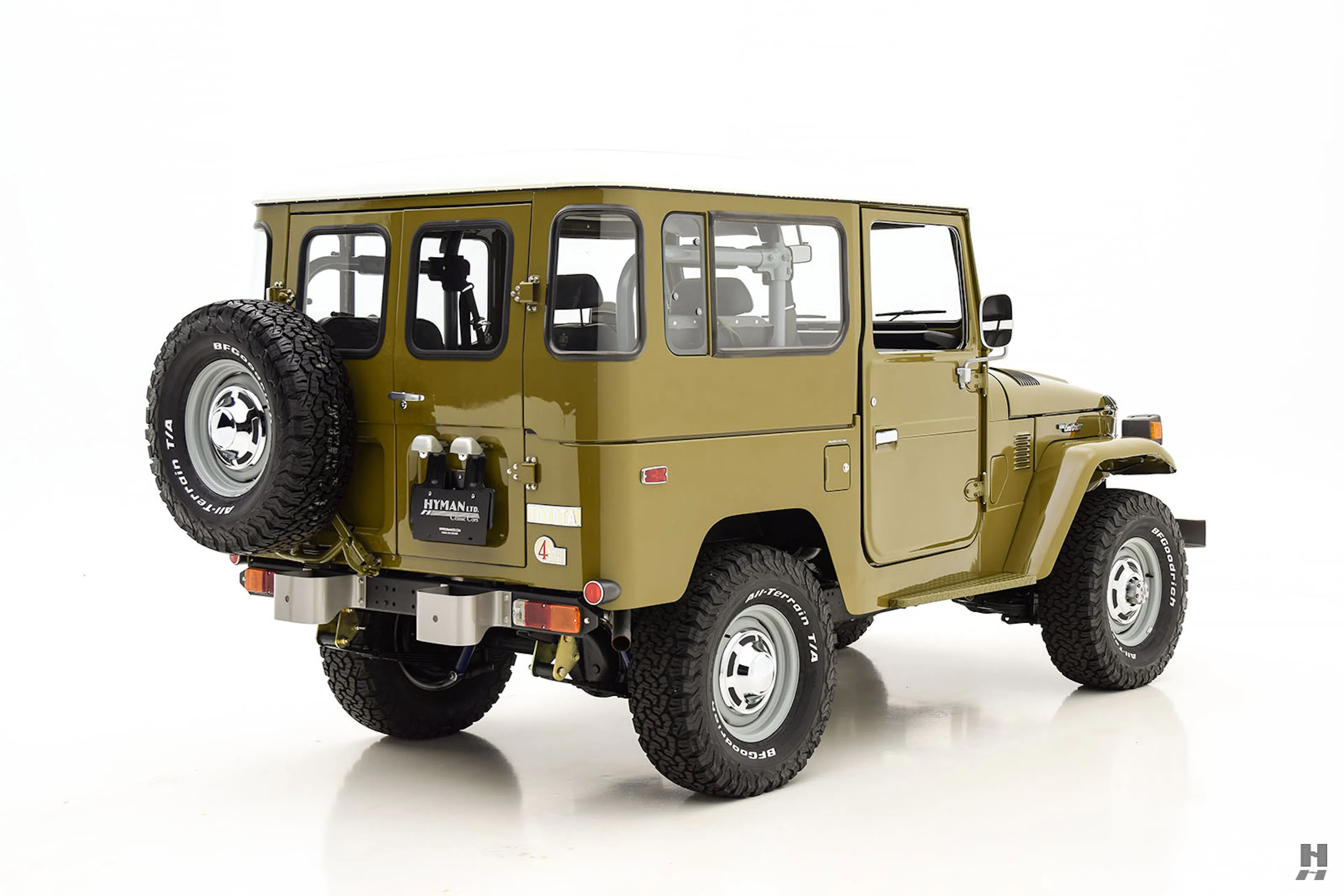 1979 Toyota Land Cruiser FJ40V 2dr Hardtop 4x4 Courtesy of Hyman Ltd.