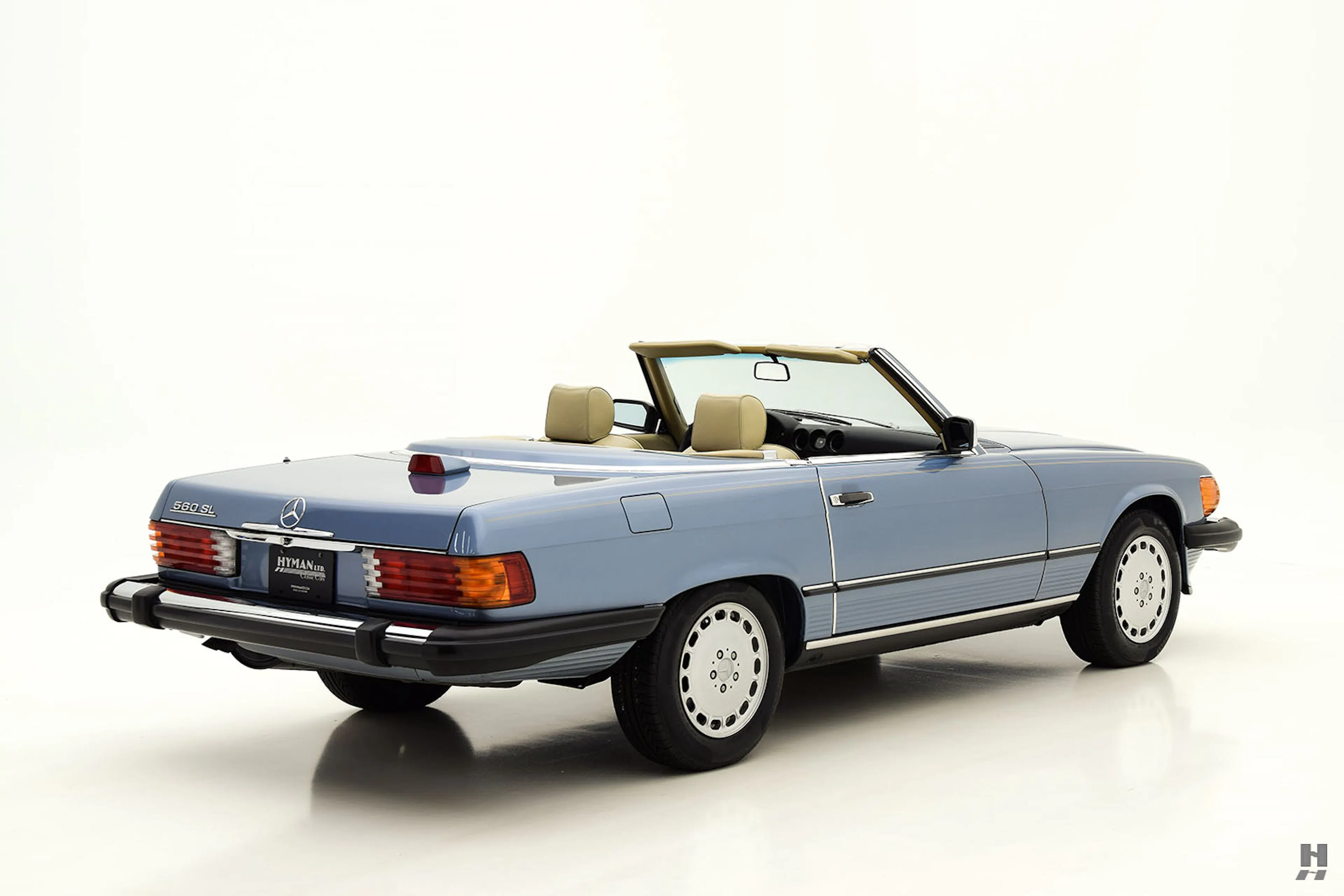 1987 Mercedes-Benz 560SL 2dr Roadster Courtesy of Hyman Ltd.