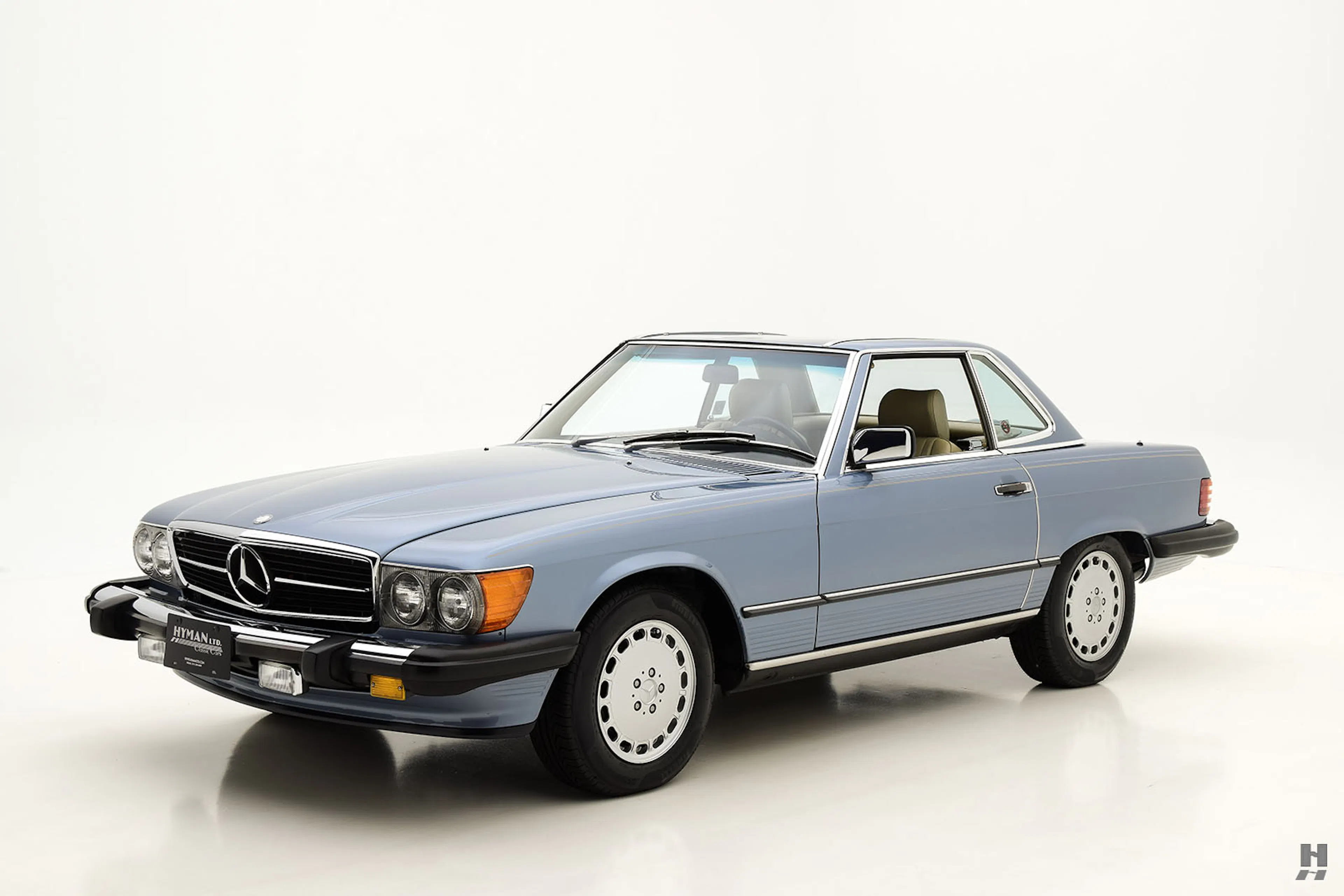 1987 Mercedes-Benz 560SL 2dr Roadster Courtesy of Hyman Ltd.
