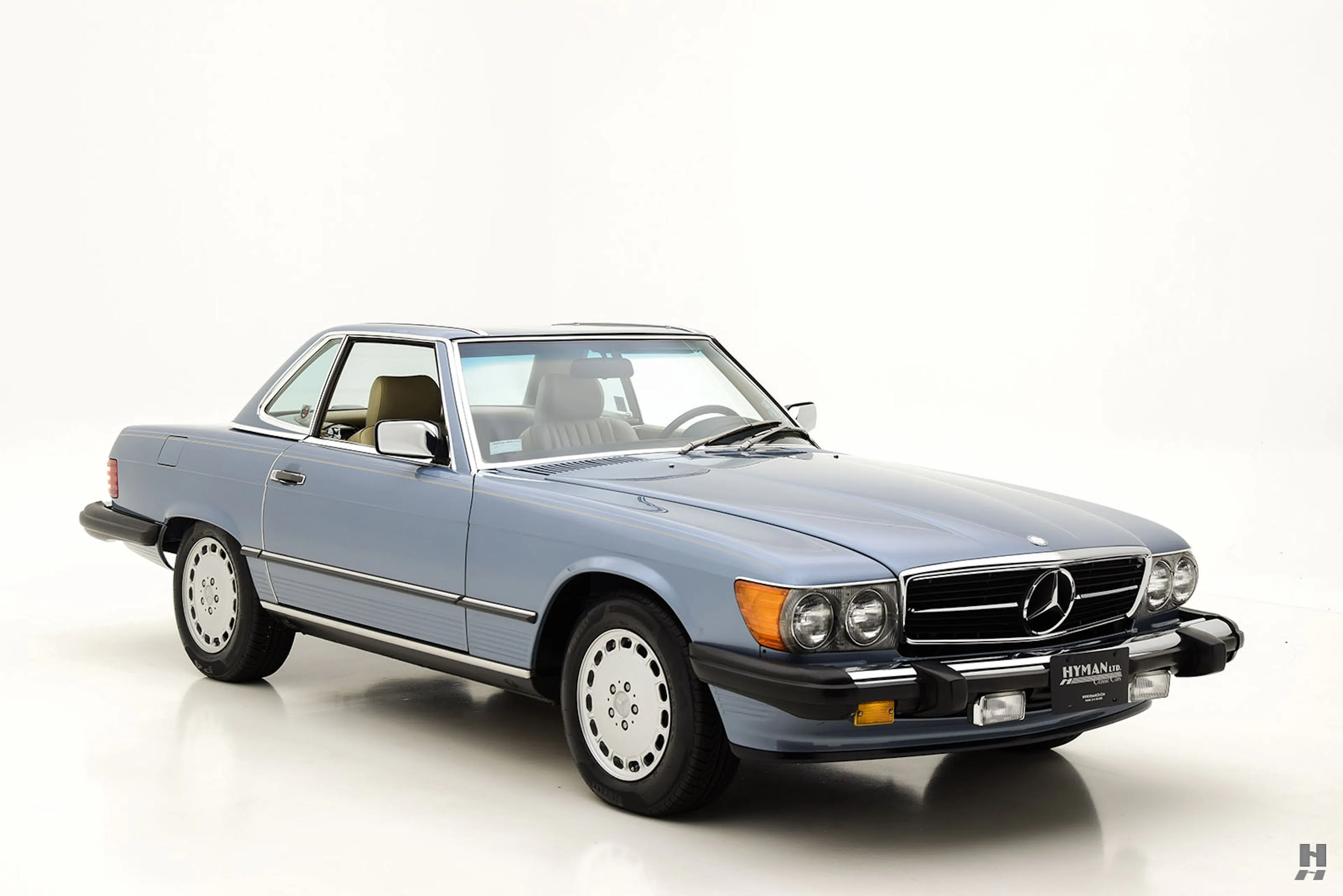1987 Mercedes-Benz 560SL 2dr Roadster Courtesy of Hyman Ltd.