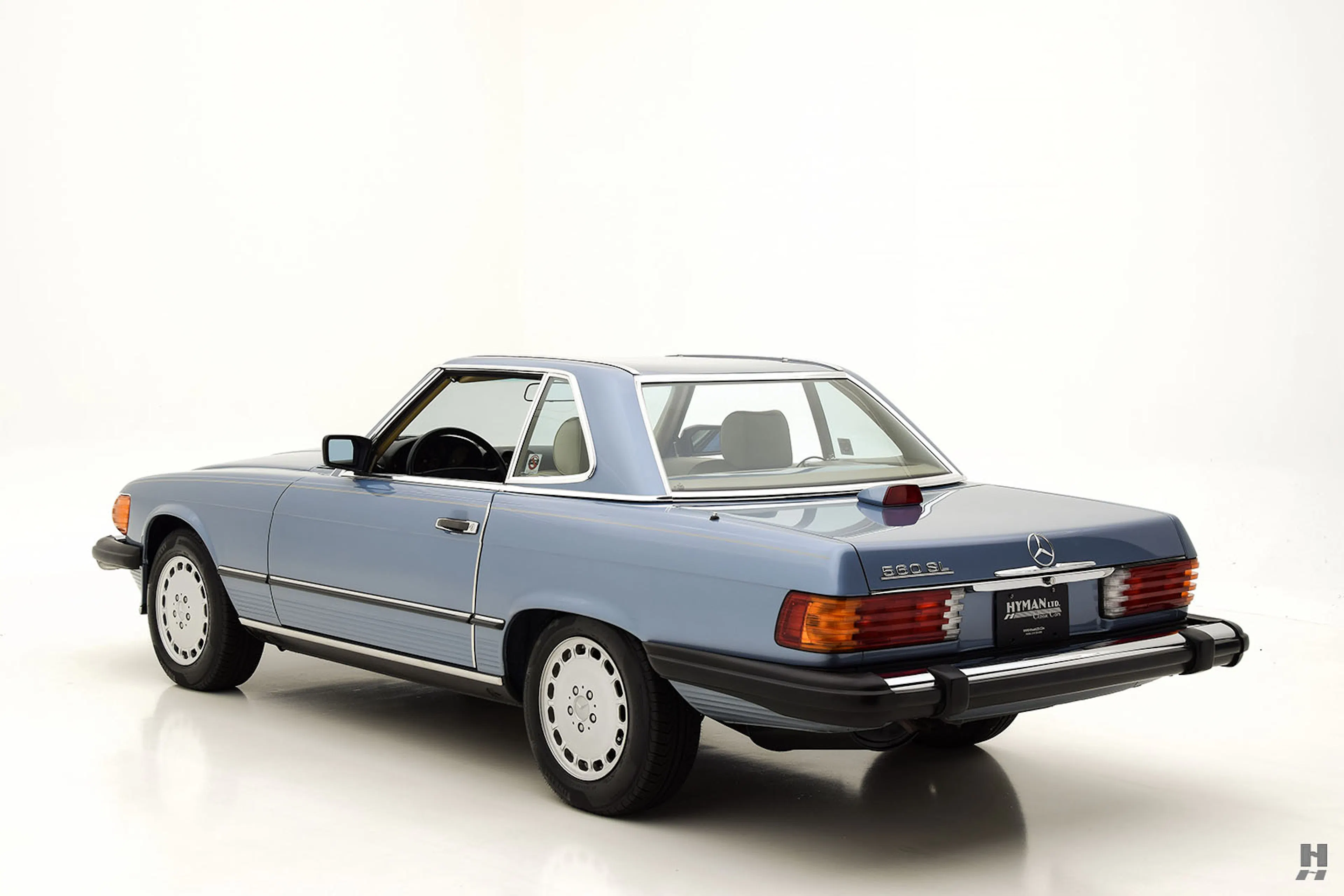 1987 Mercedes-Benz 560SL 2dr Roadster Courtesy of Hyman Ltd.
