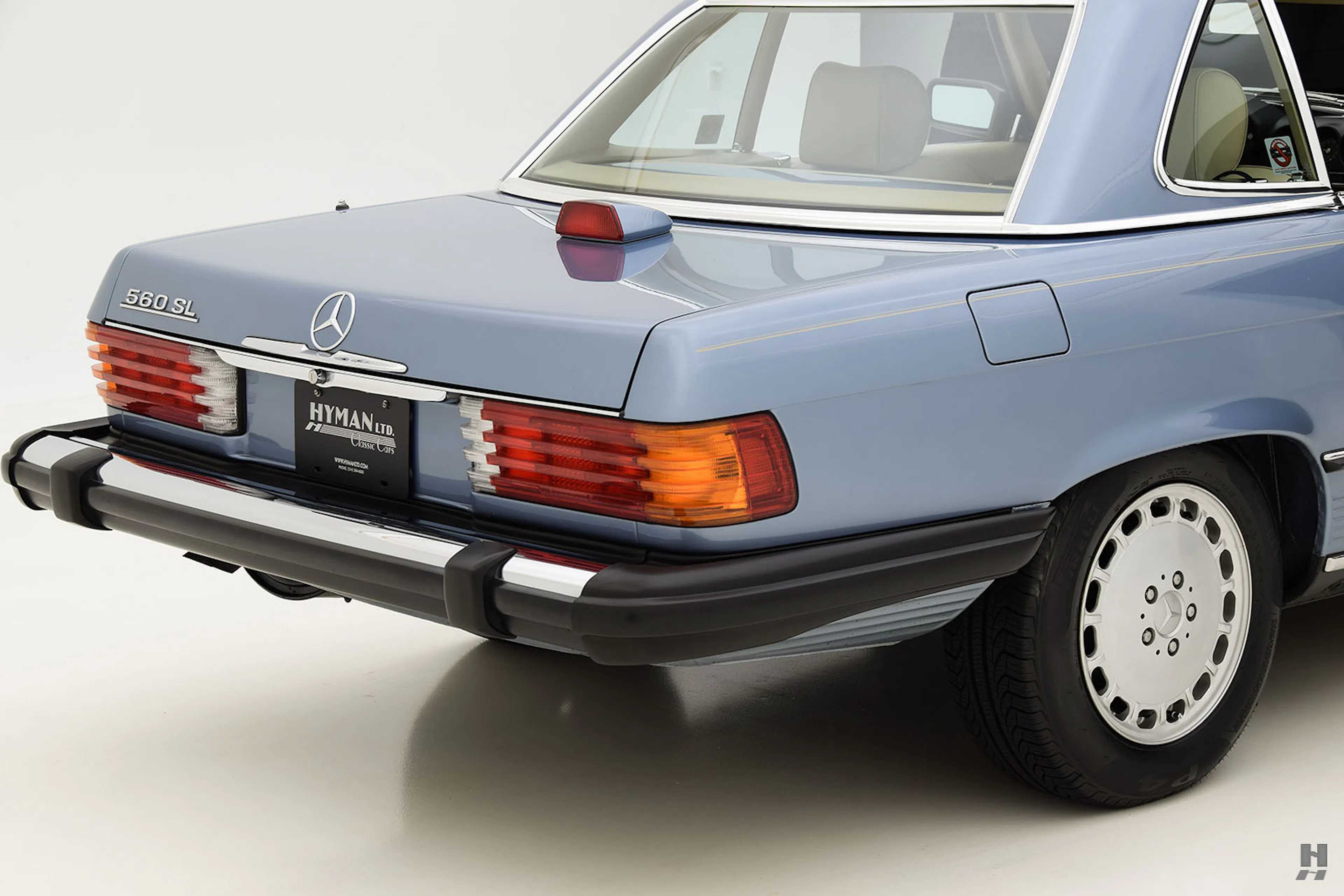 1987 Mercedes-Benz 560SL 2dr Roadster Courtesy of Hyman Ltd.