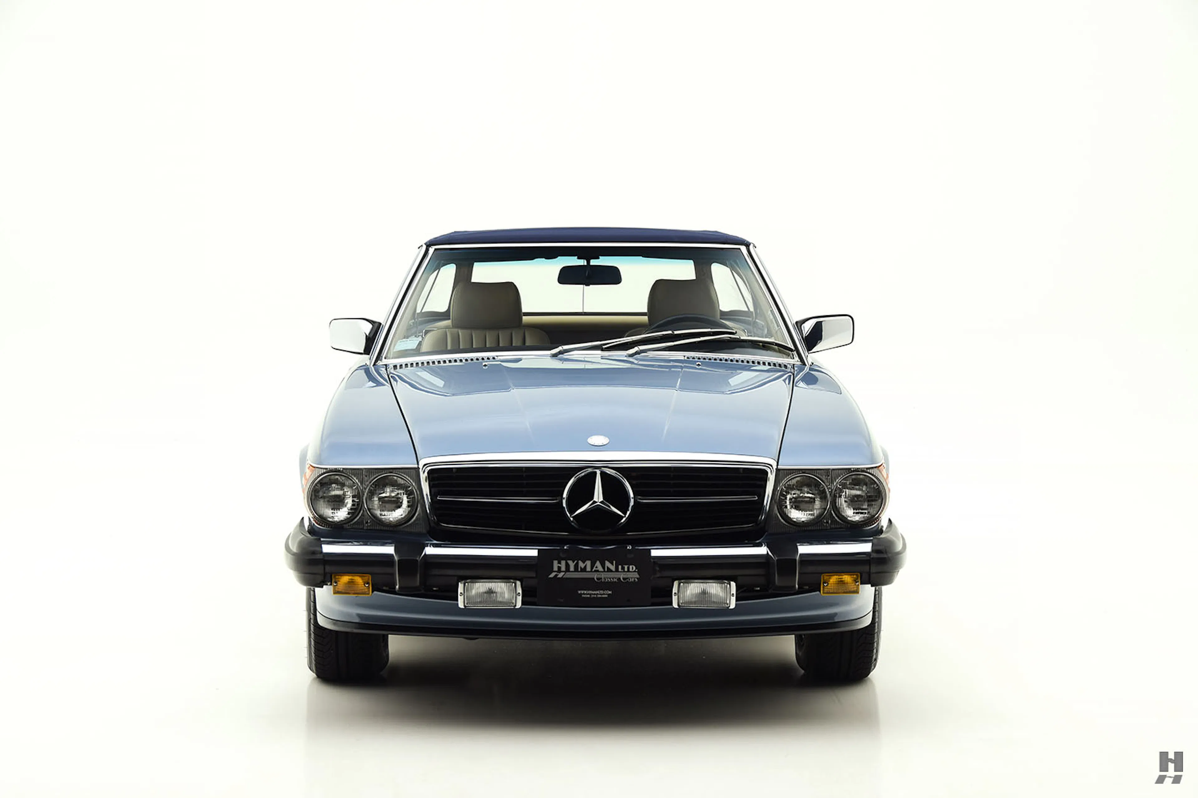 1987 Mercedes-Benz 560SL 2dr Roadster Courtesy of Hyman Ltd.