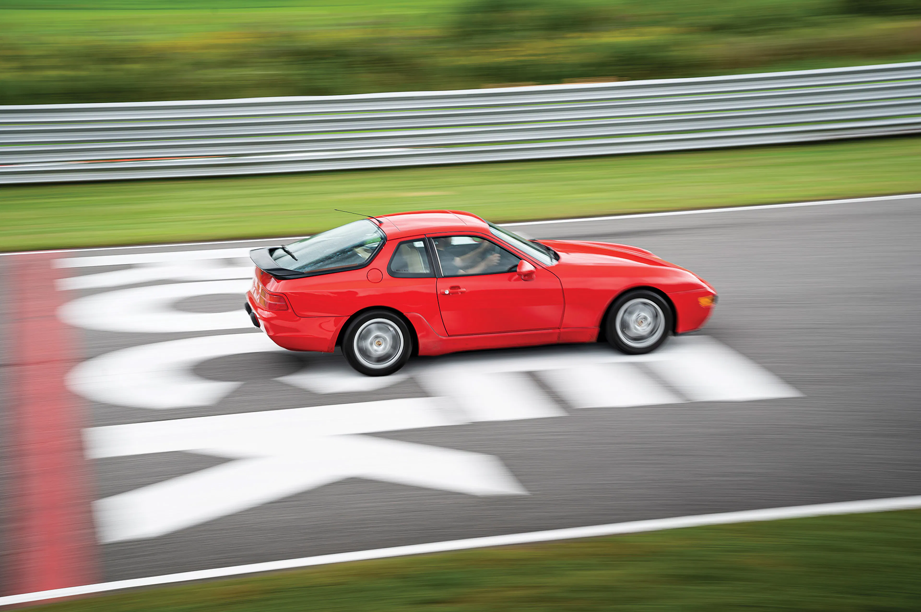 1992 Porsche 968 Base | Hagerty Valuation Tools®