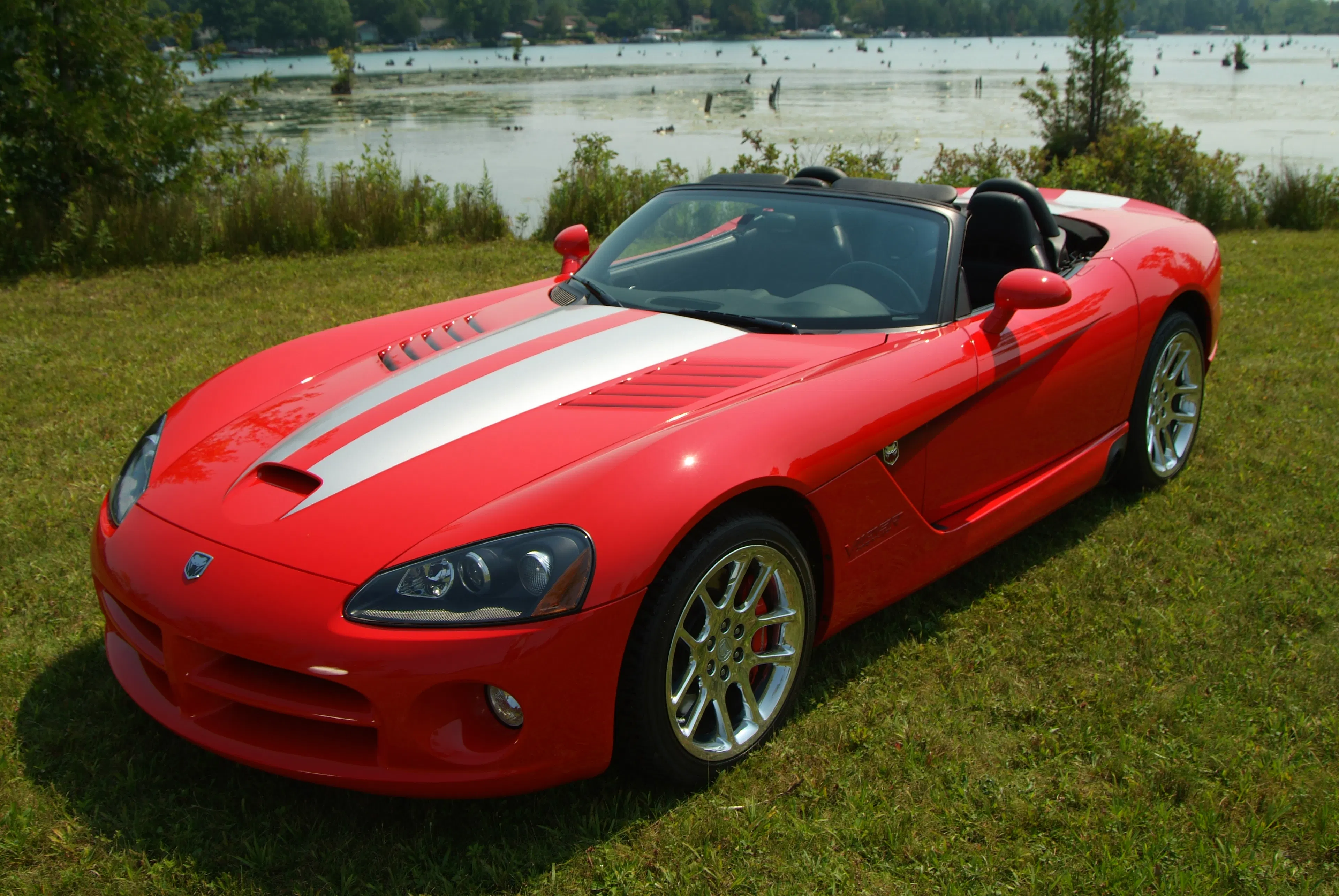 2004 Dodge Viper SRT10