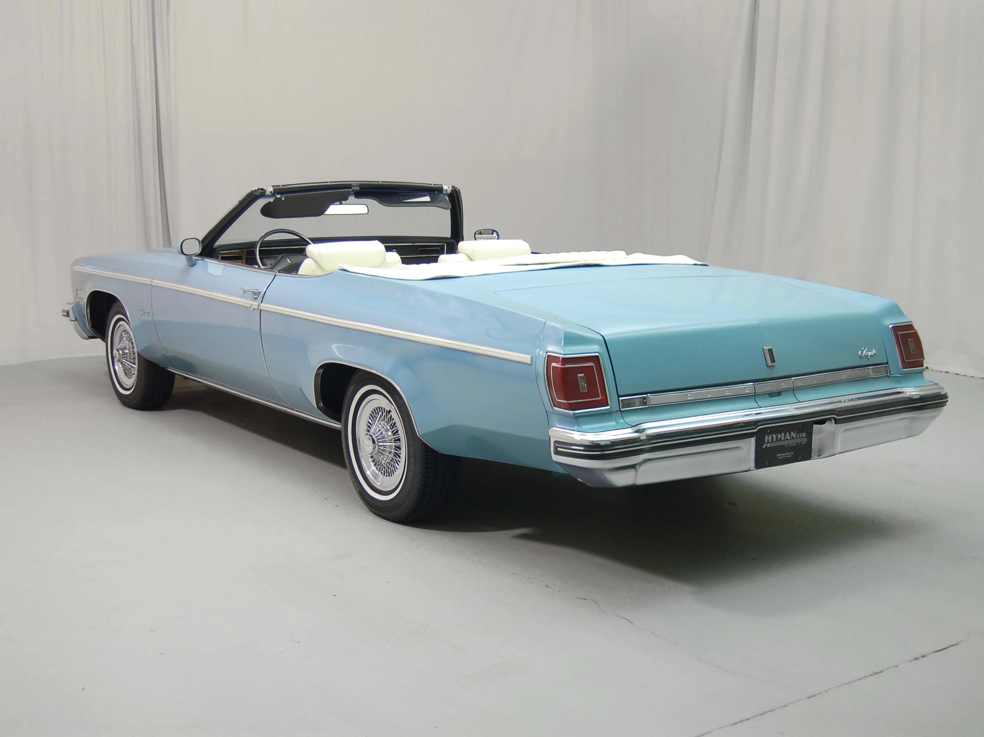 1975 Oldsmobile Delta 88 Convertible