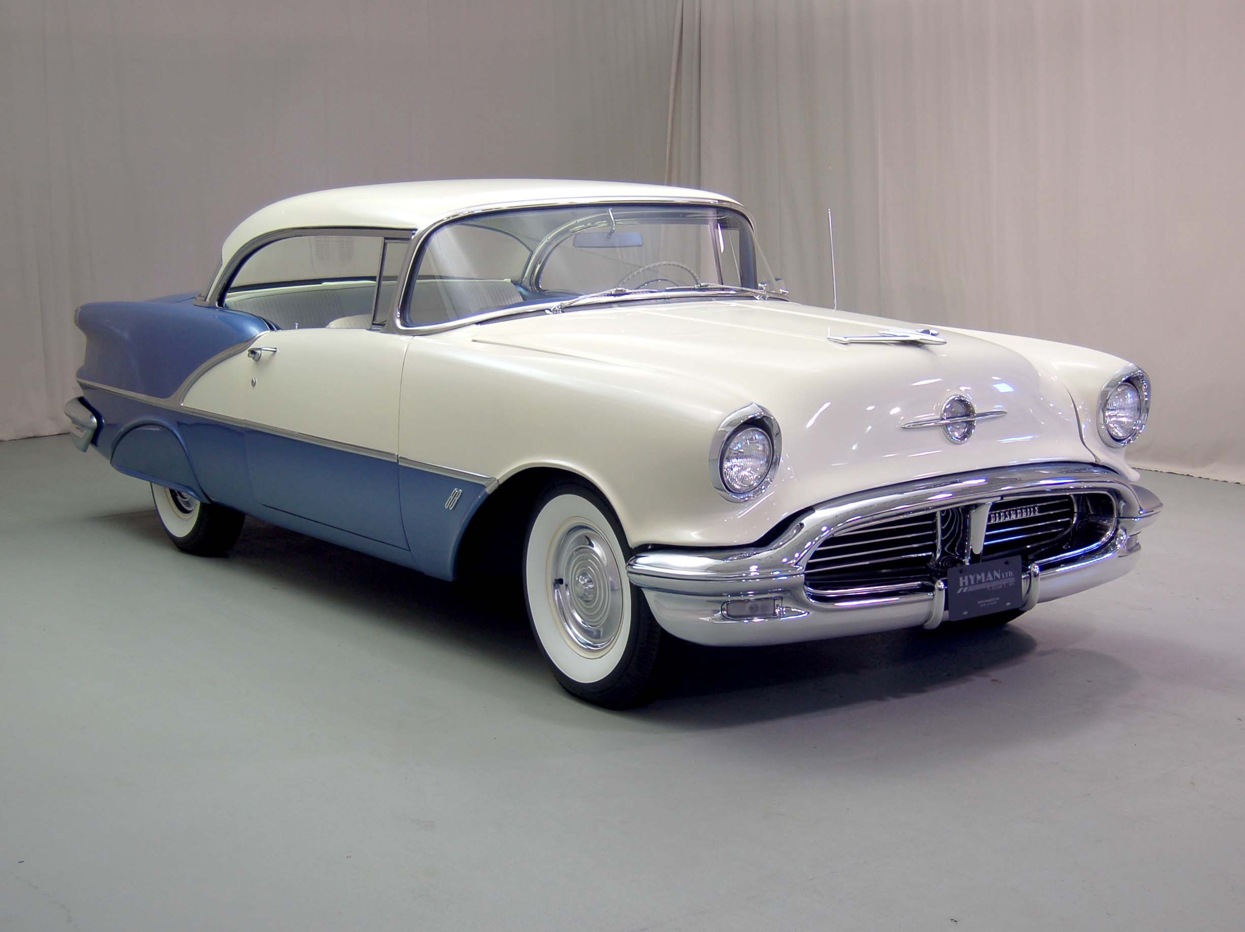1956 Oldsmobile Super 88 Base | Hagerty Valuation Tools