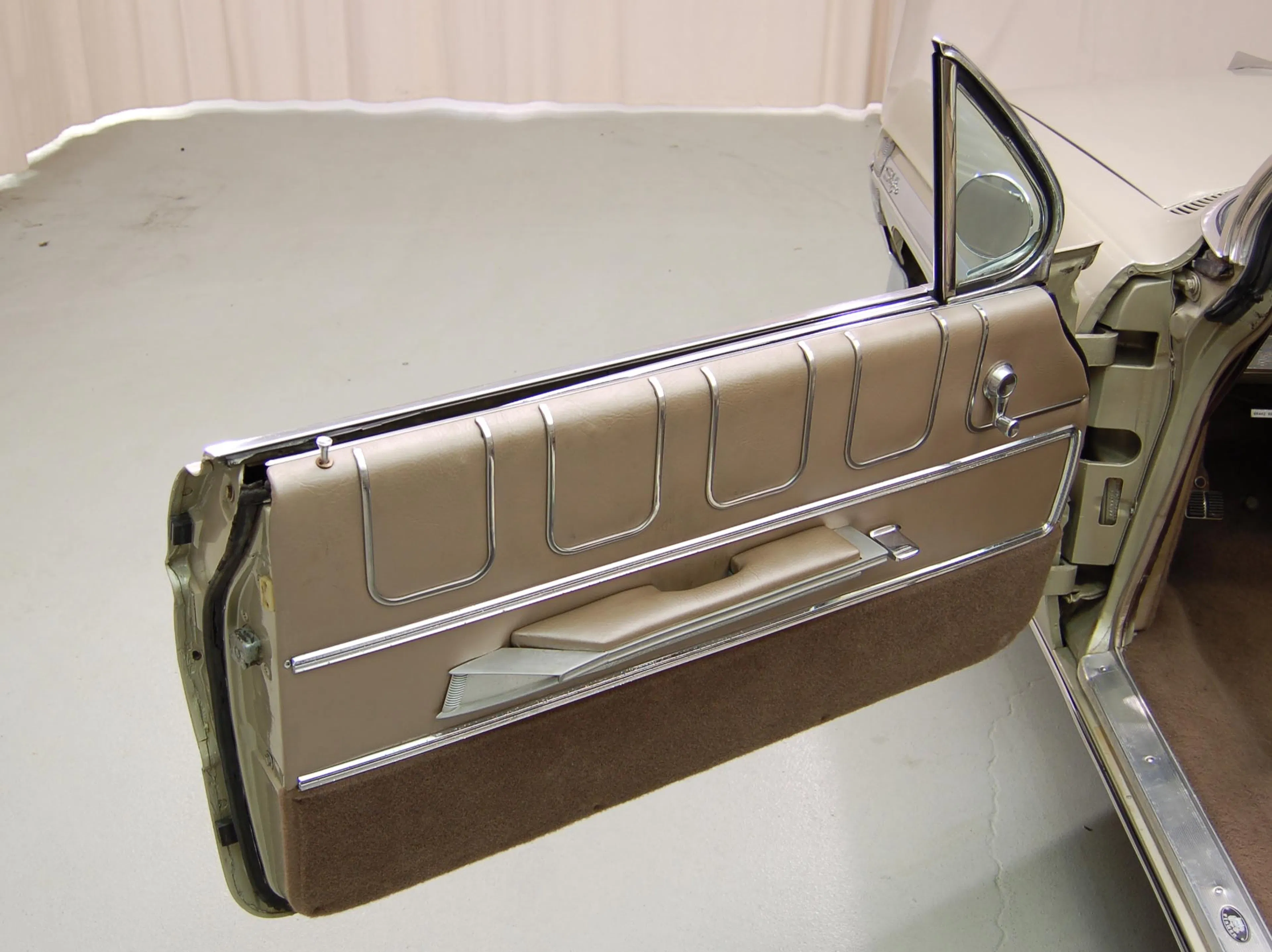 1961 Oldsmobile Super 88 Starfire Convertible