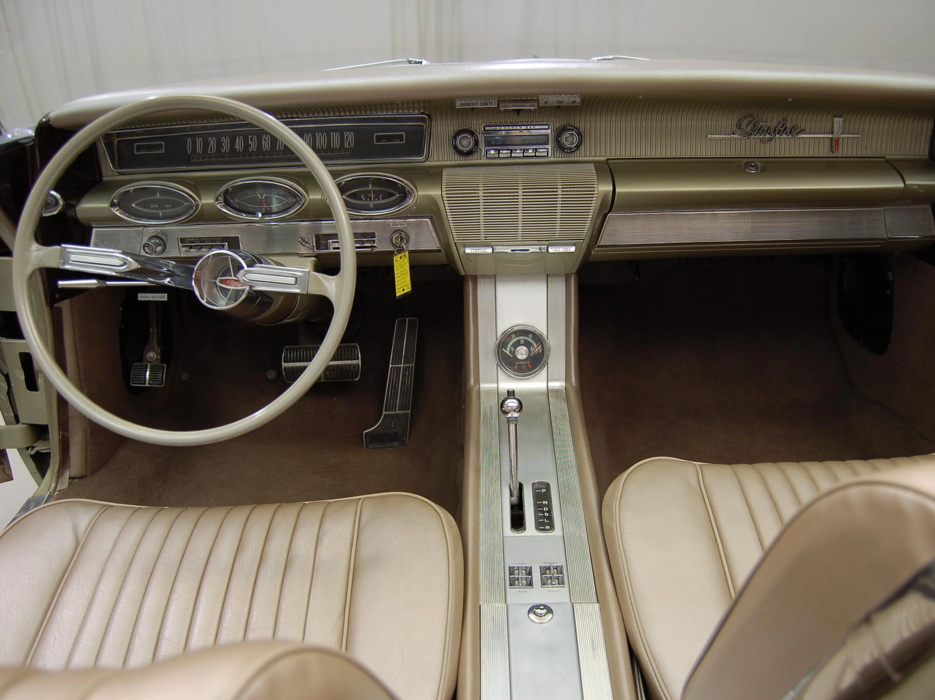 1961 Oldsmobile Super 88 Starfire Convertible