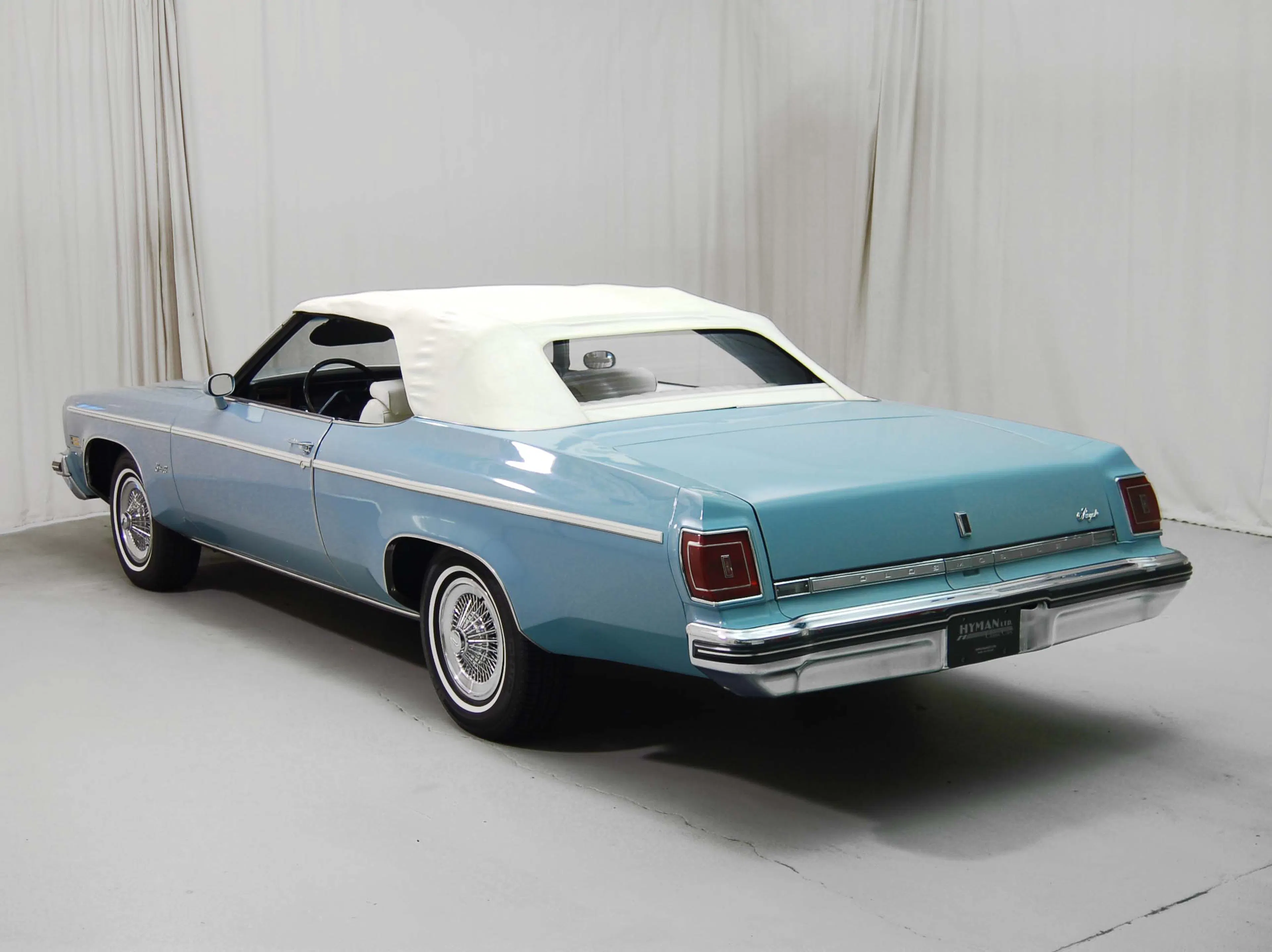 1975 Oldsmobile Delta 88 Convertible