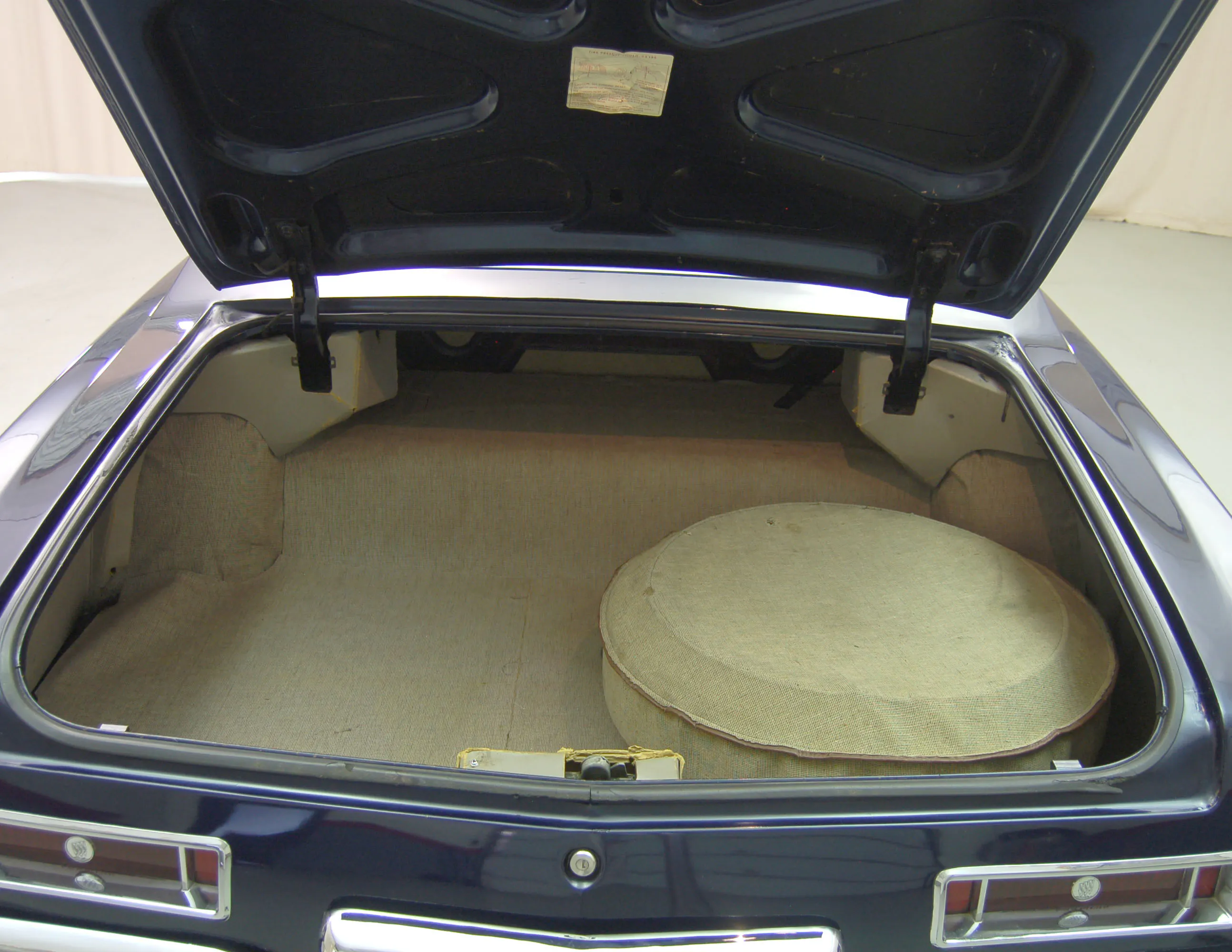 1963 Buick Riviera Base
