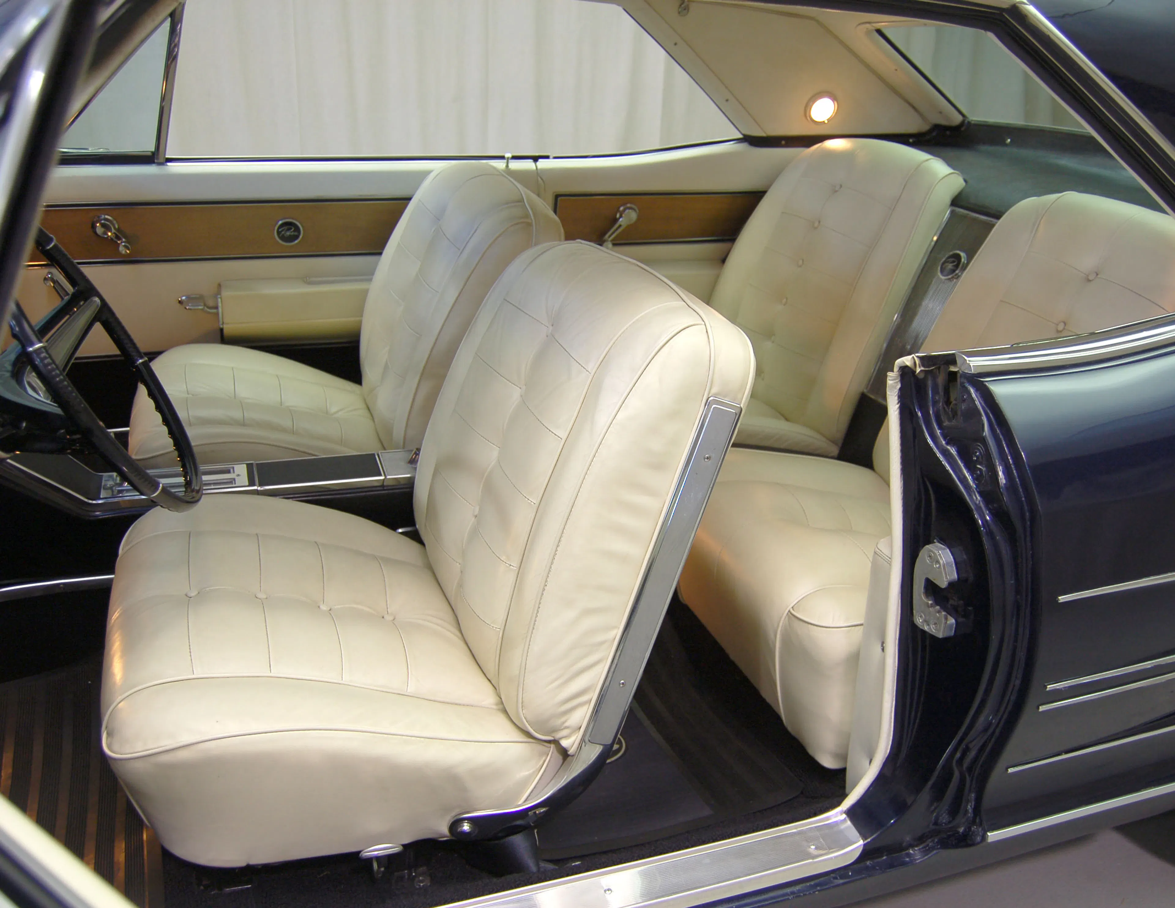 1963 Buick Riviera Base