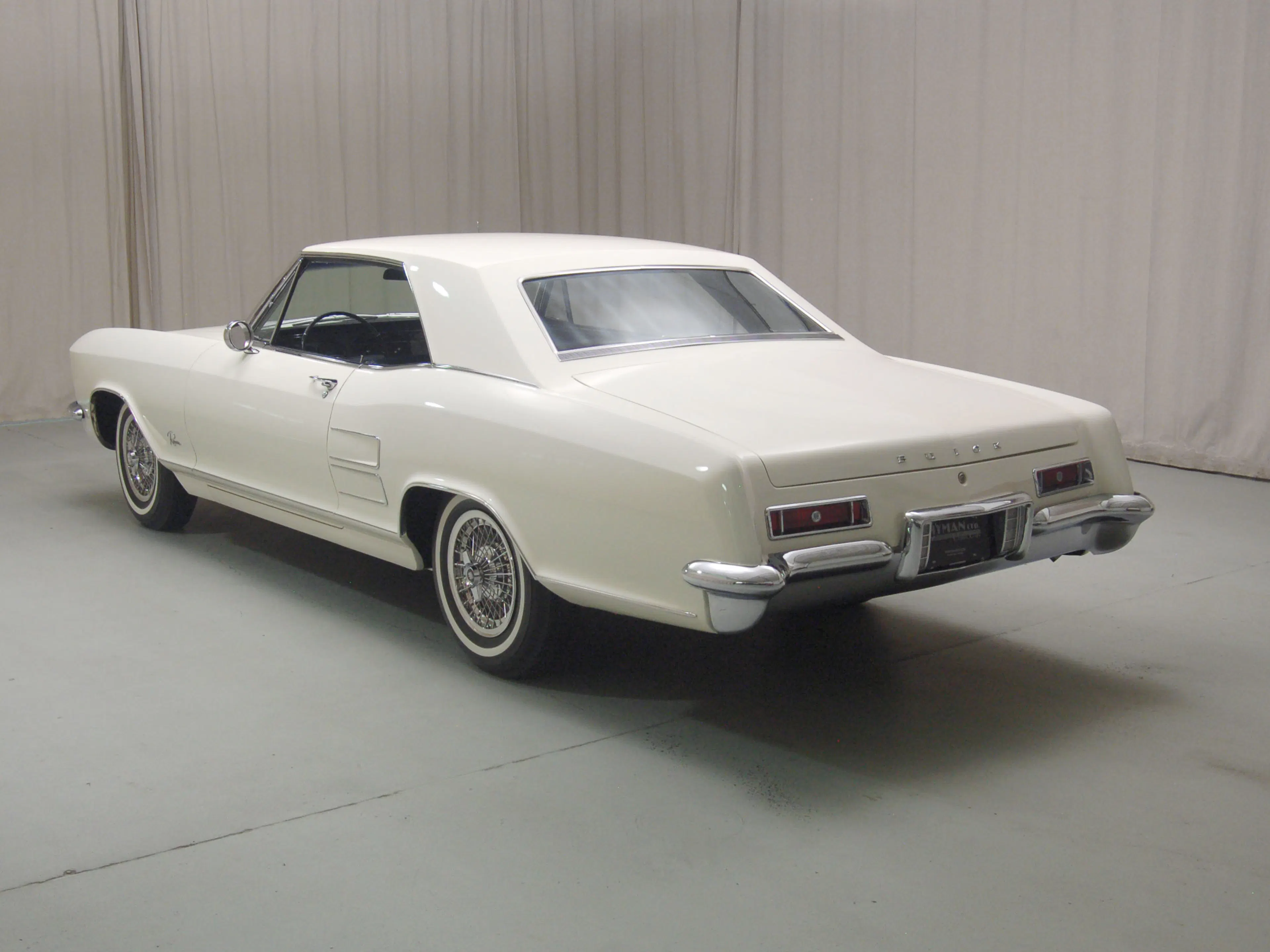 1963 Buick Riviera Base