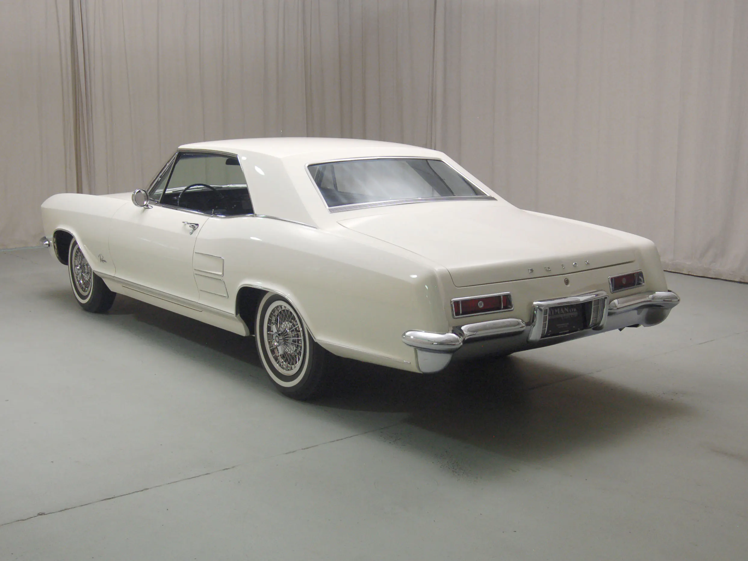 1963 Buick Riviera Base