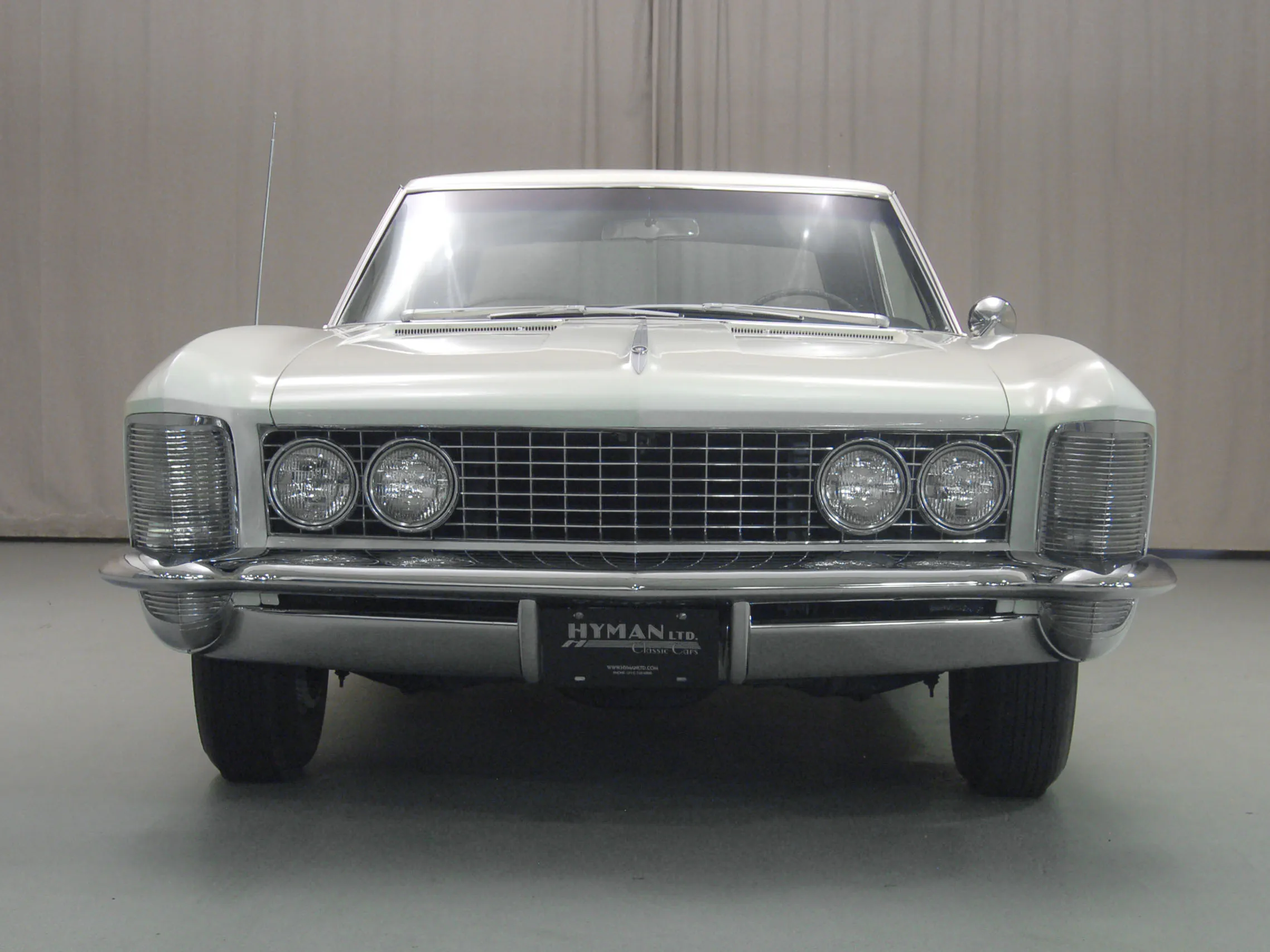1963 Buick Riviera Base
