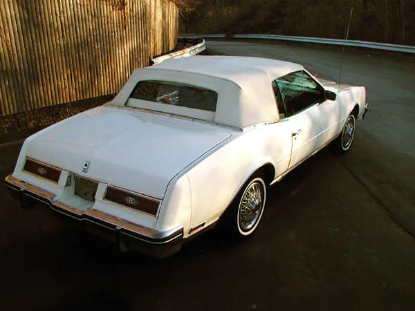 1982 Buick Riviera Base