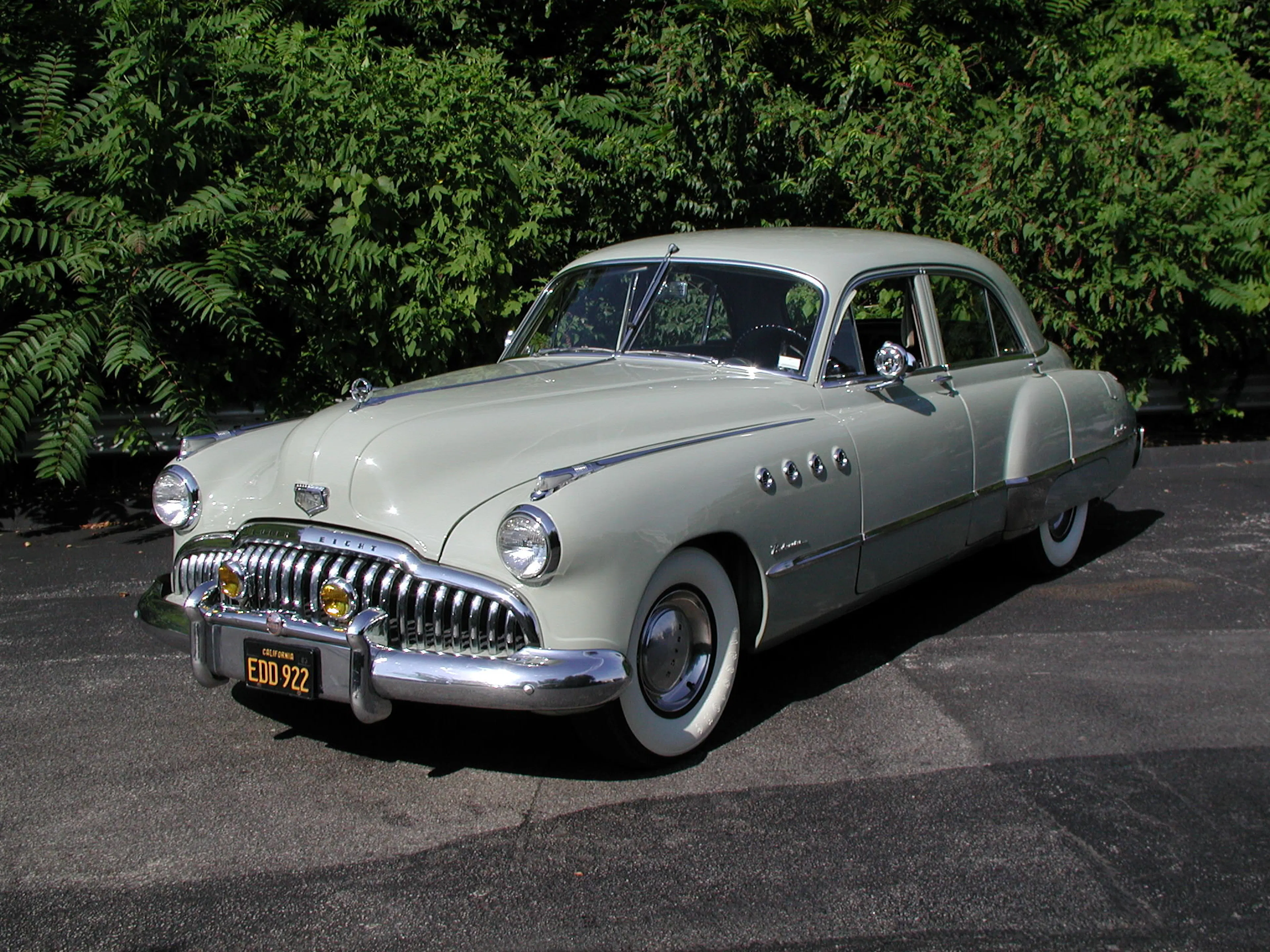 1949 Buick Super Sedanet