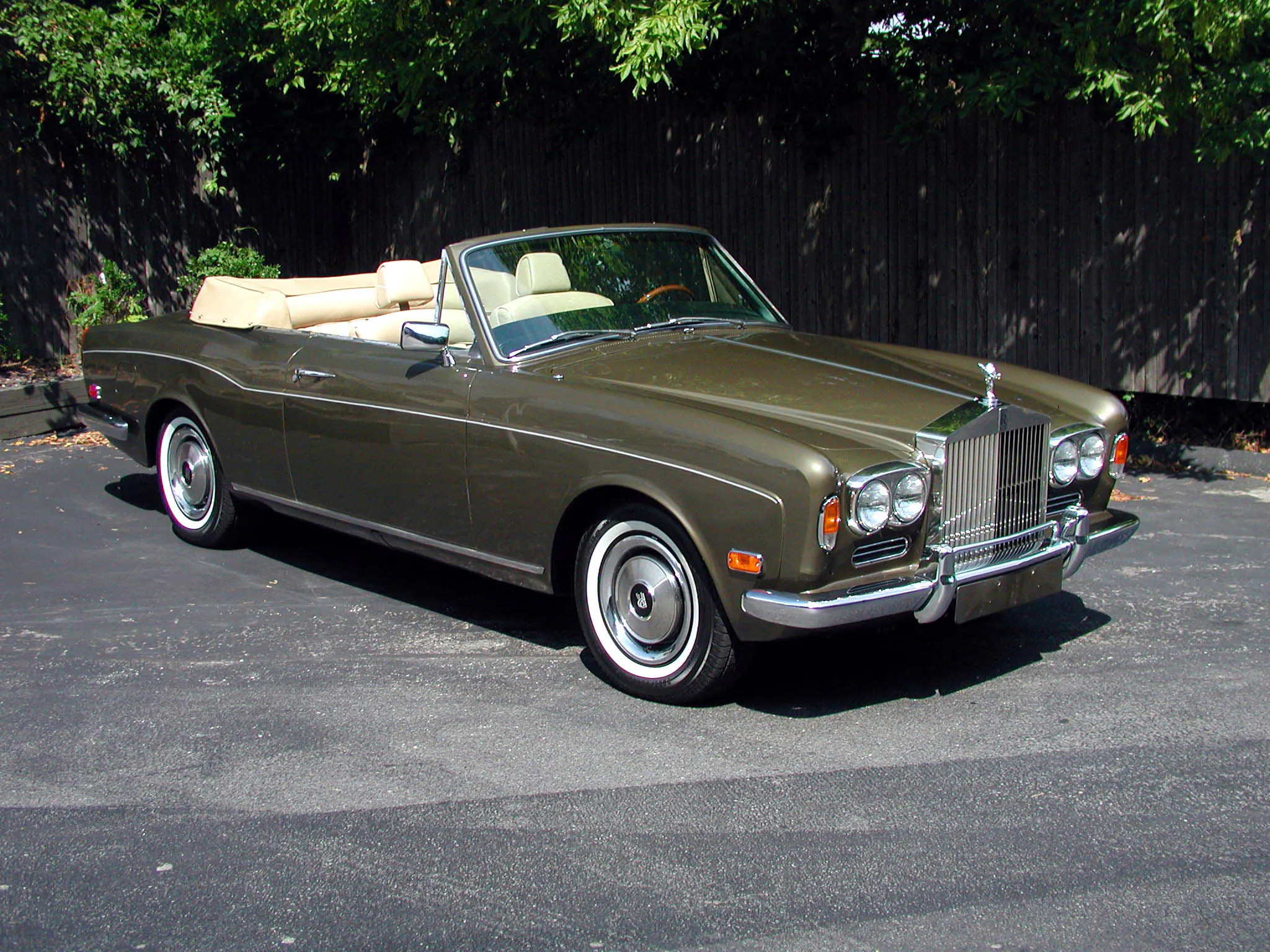 1972 Rolls-Royce Corniche Convertible