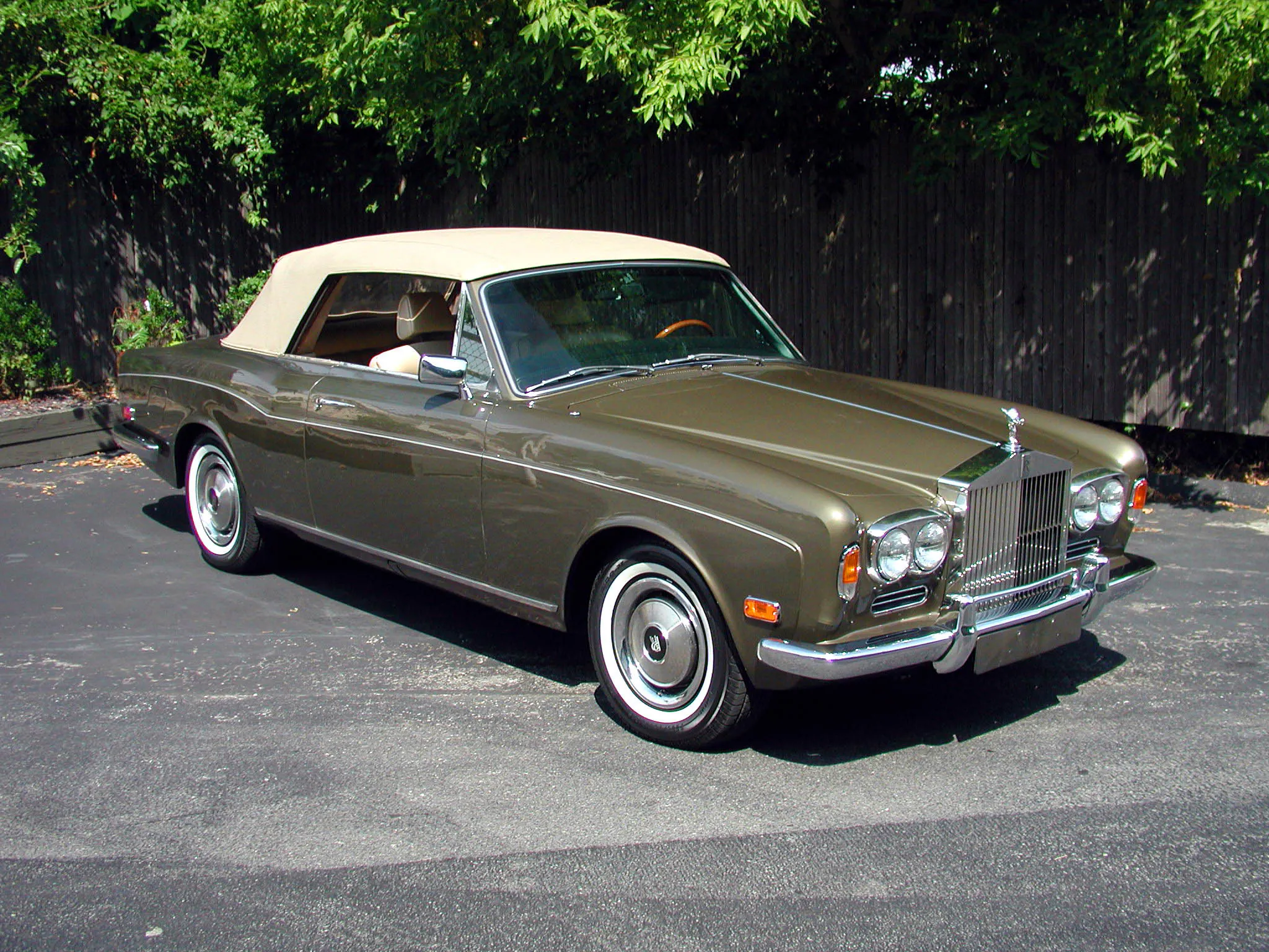 1972 Rolls-Royce Corniche Convertible