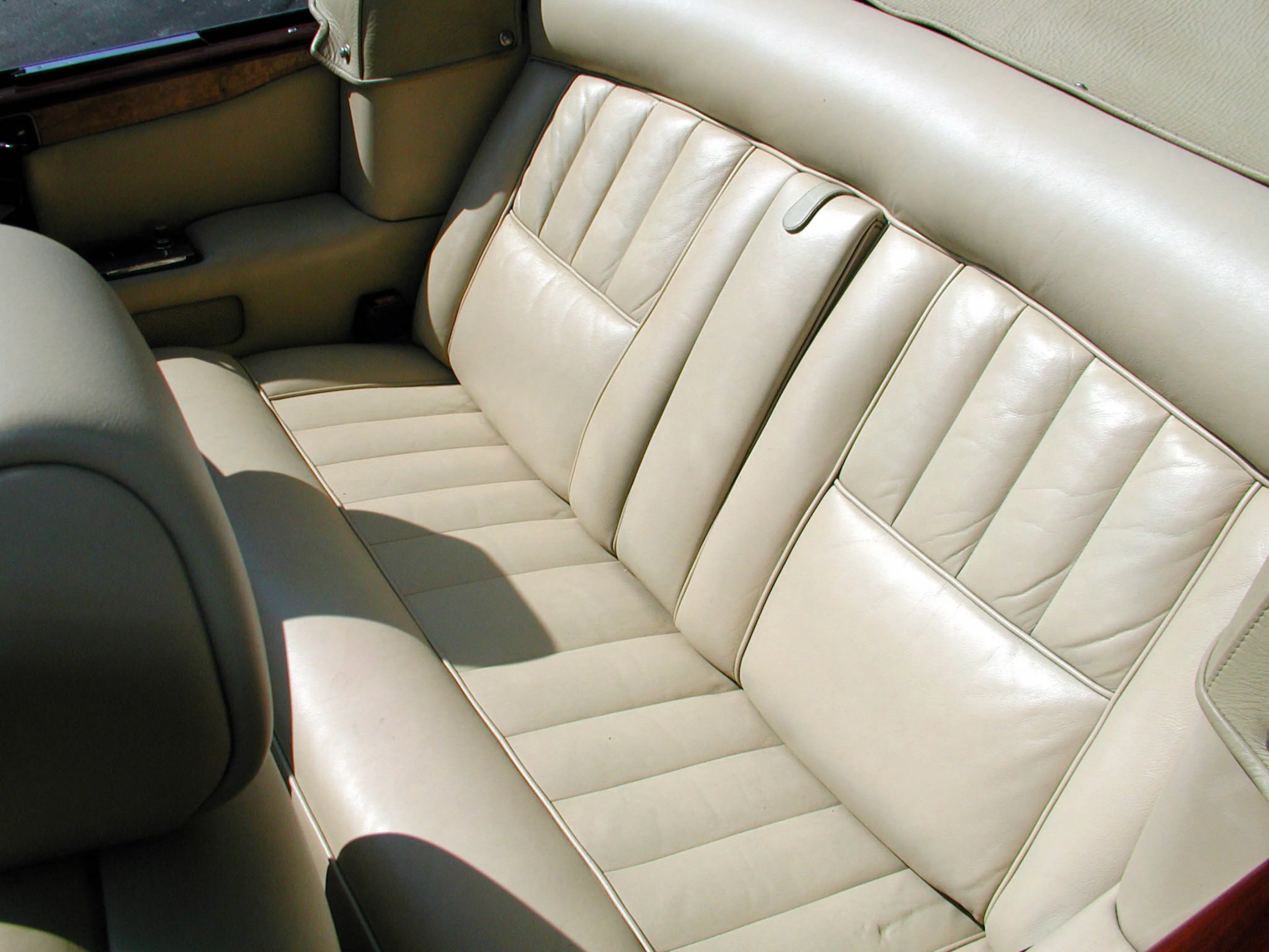 1972 Rolls-Royce Corniche Convertible