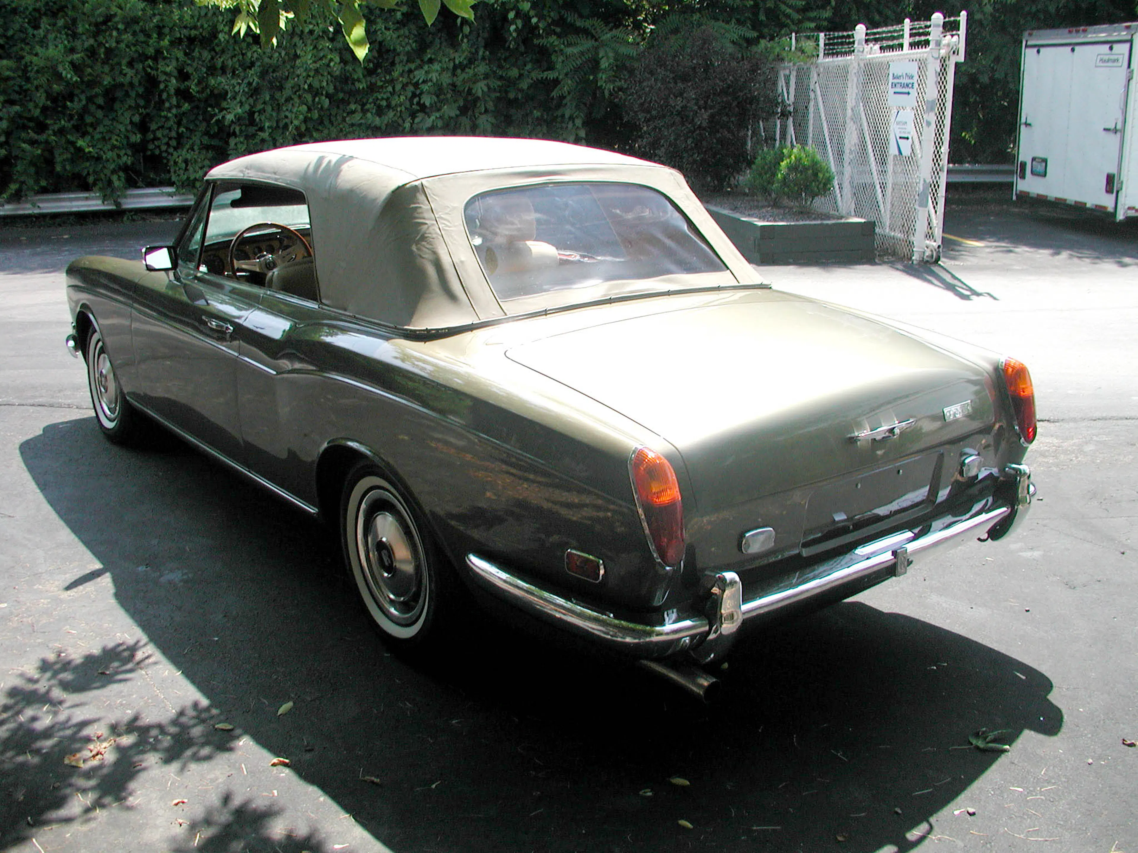 1972 Rolls-Royce Corniche Convertible