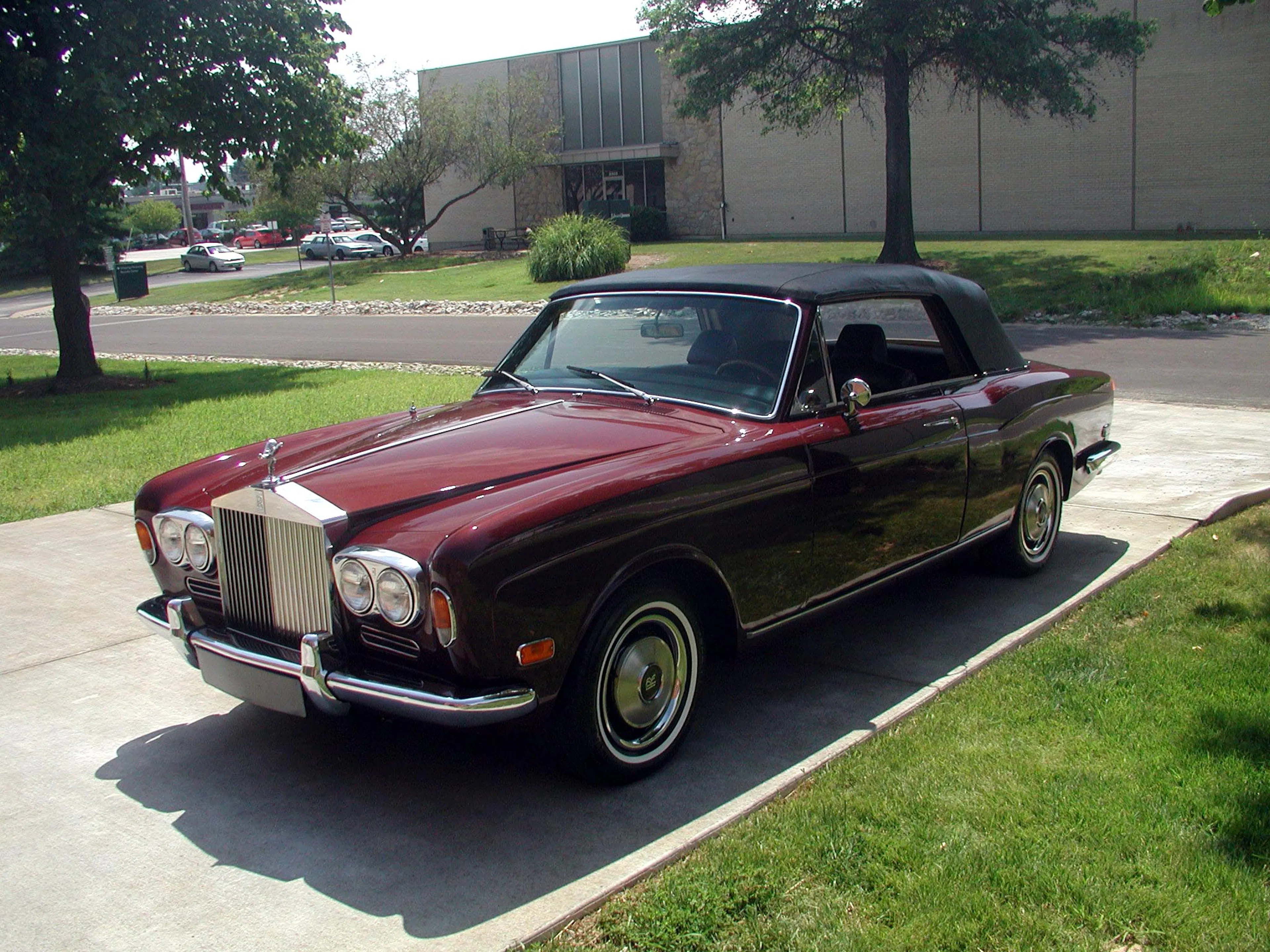 1972 Rolls-Royce Corniche I Base