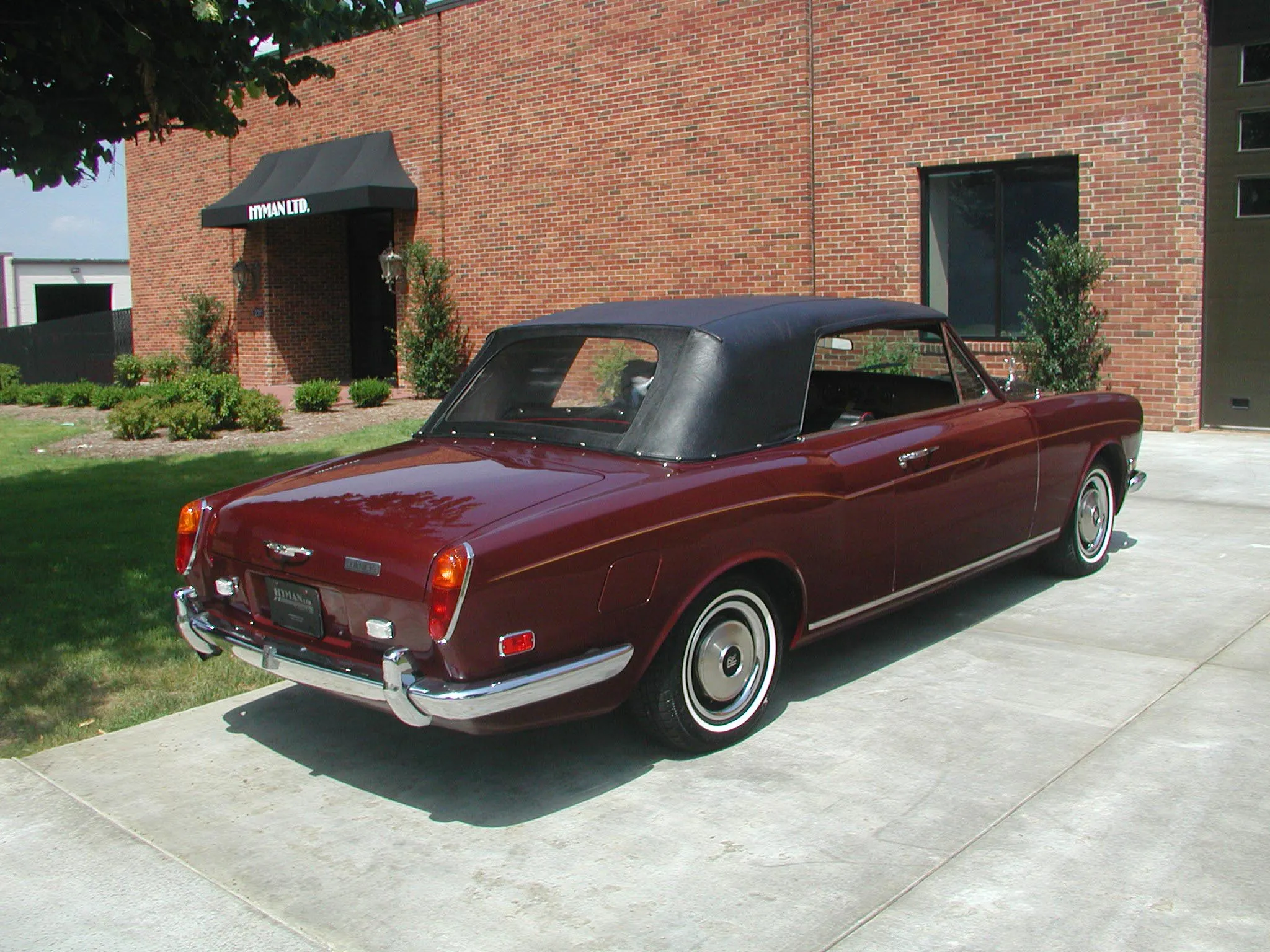 1972 Rolls-Royce Corniche I Base