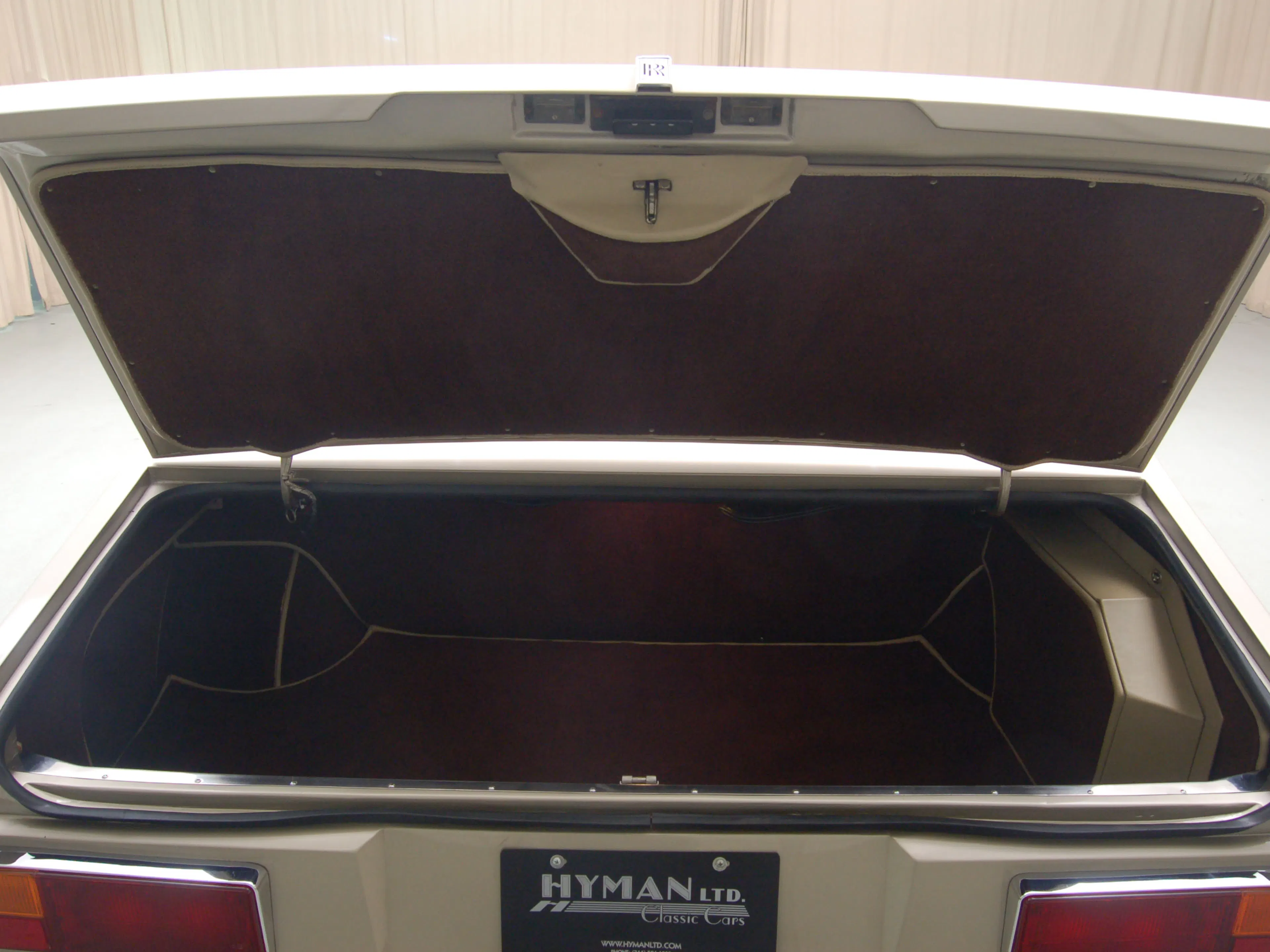 1980 Rolls-Royce Camargue Base