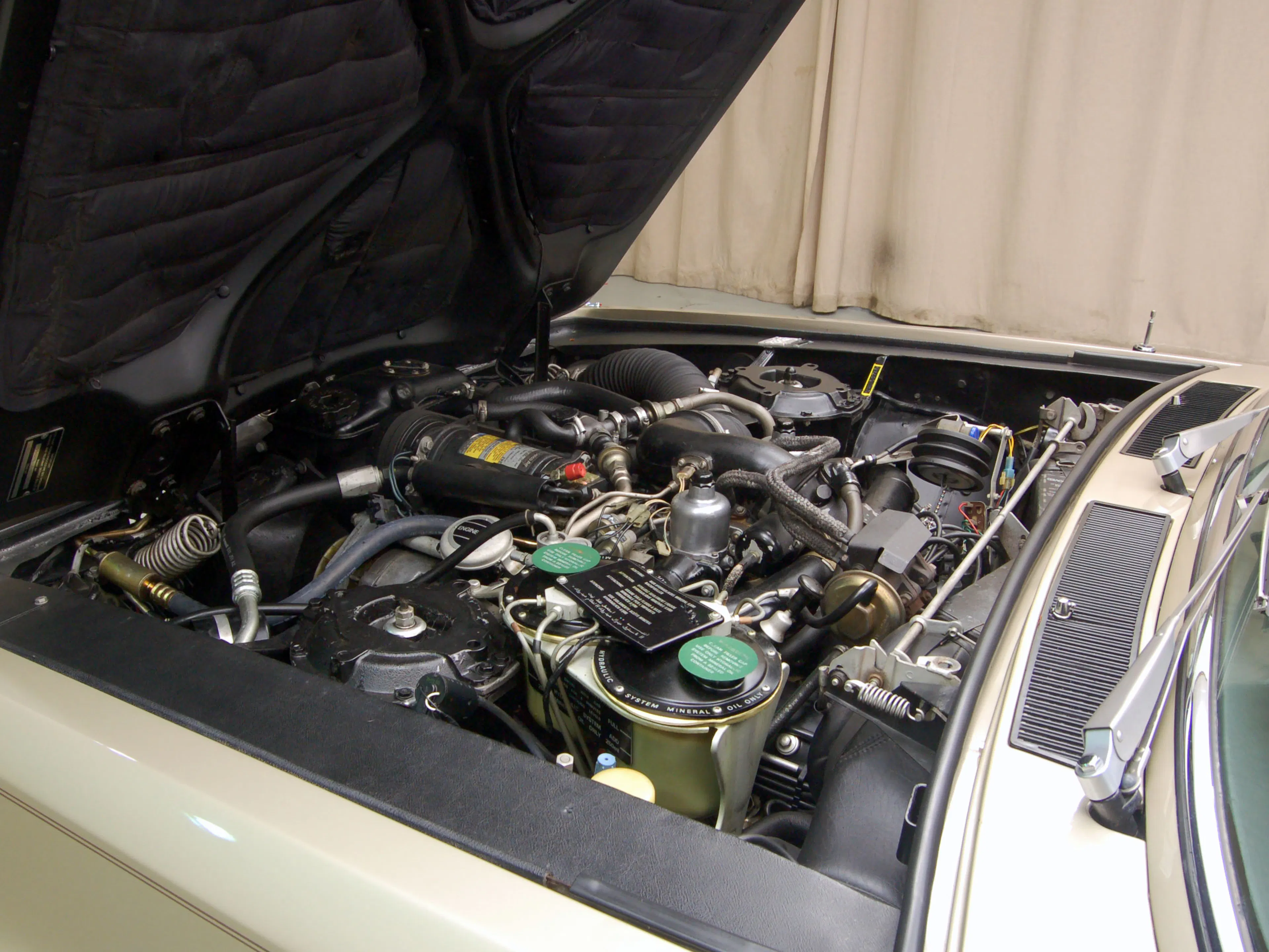 1980 Rolls-Royce Camargue Base