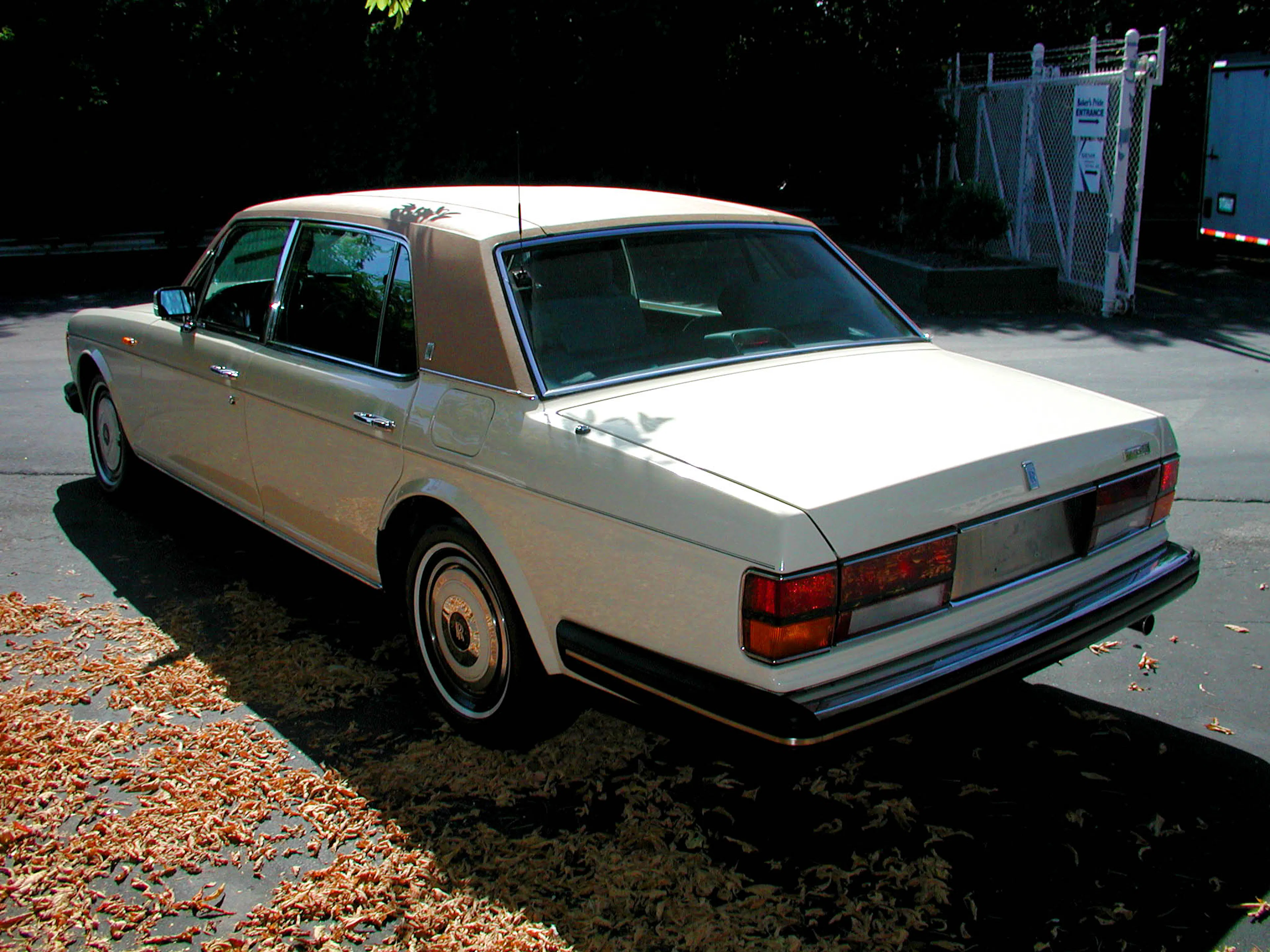 1989 Rolls-Royce Silver Spirit II Base