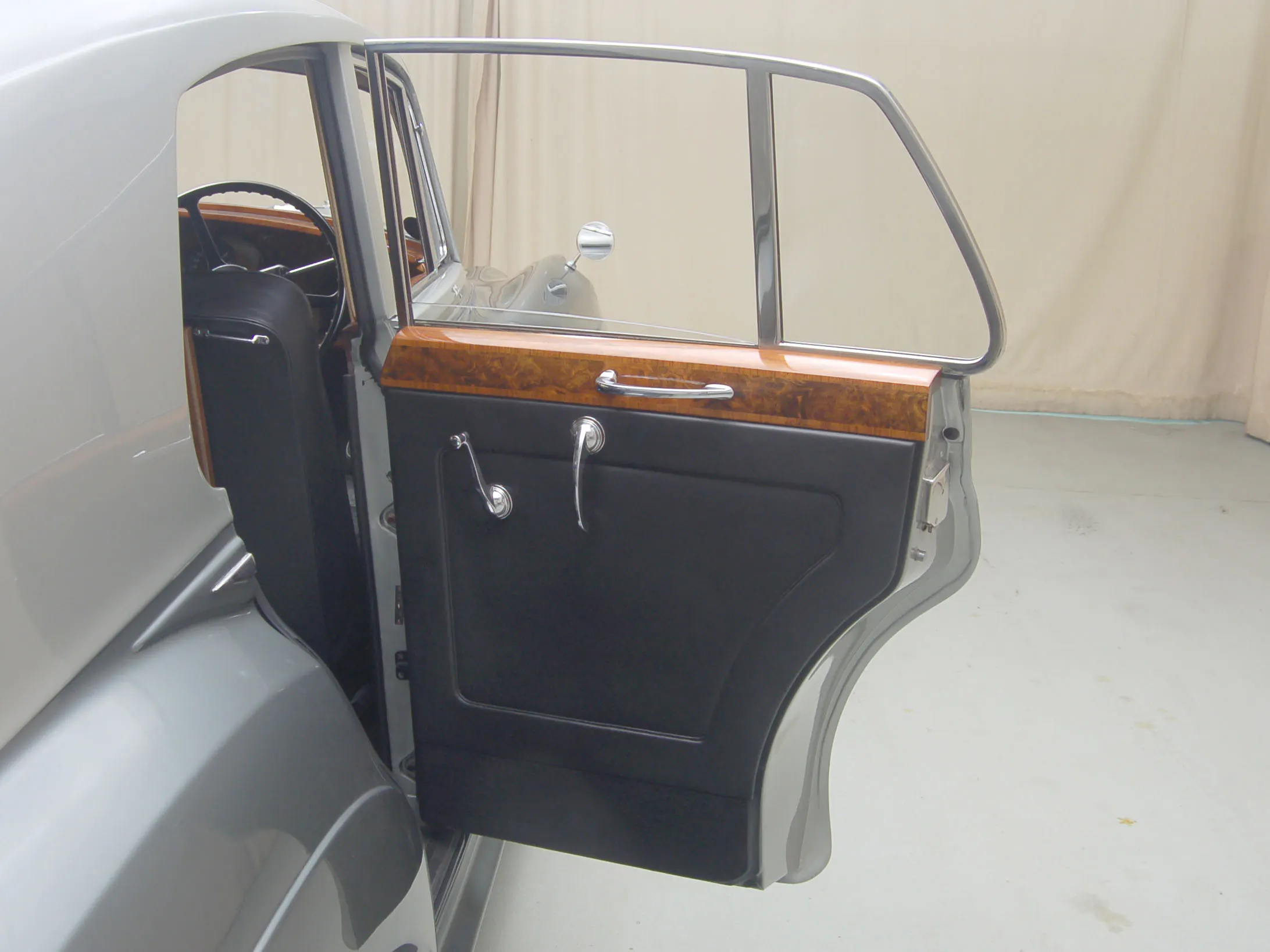 1957 Rolls-Royce Silver Cloud I 4dr Sedan Courtesy of Hyman Ltd.