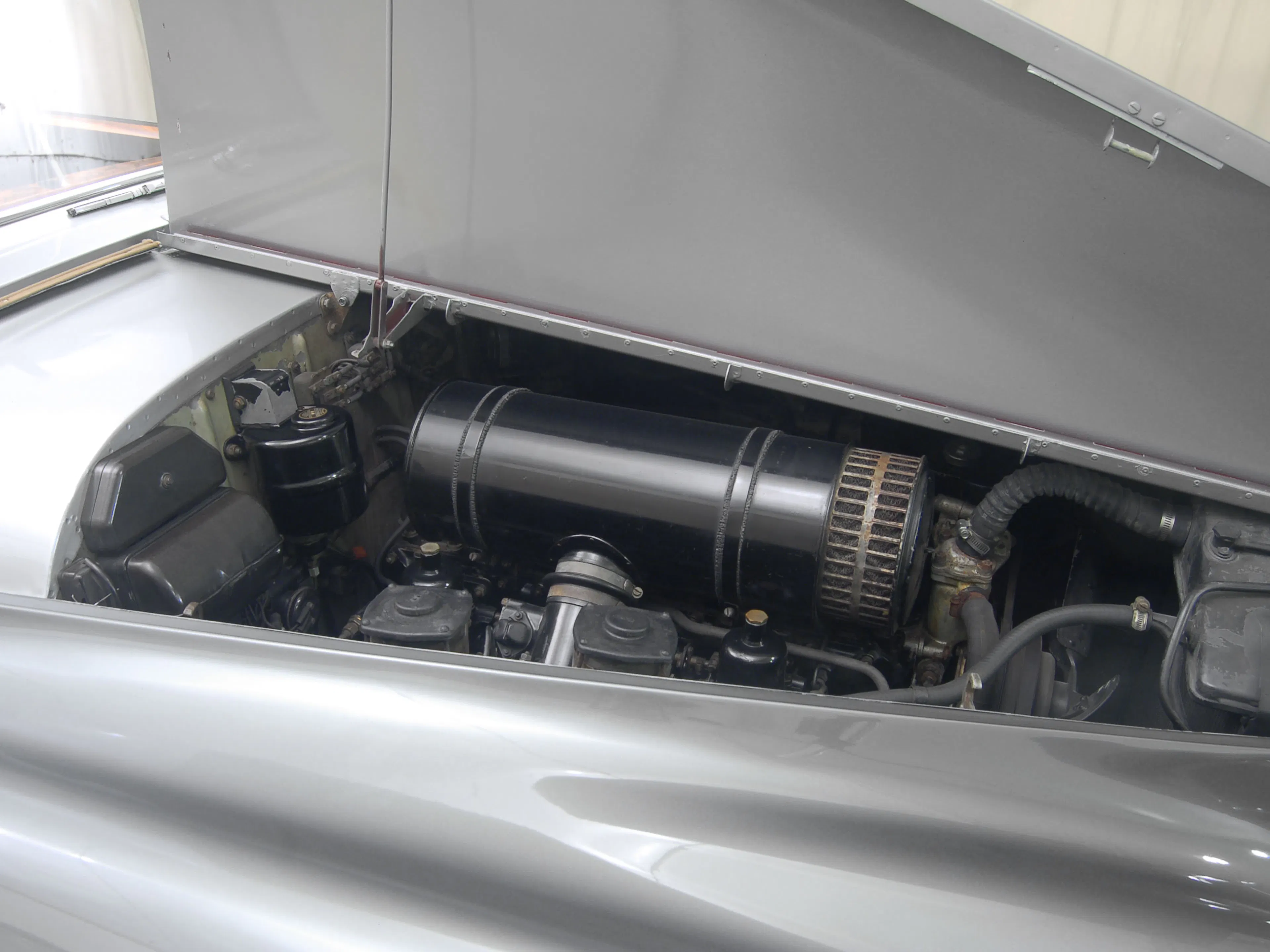 1957 Rolls-Royce Silver Cloud I 4dr Sedan Courtesy of Hyman Ltd.