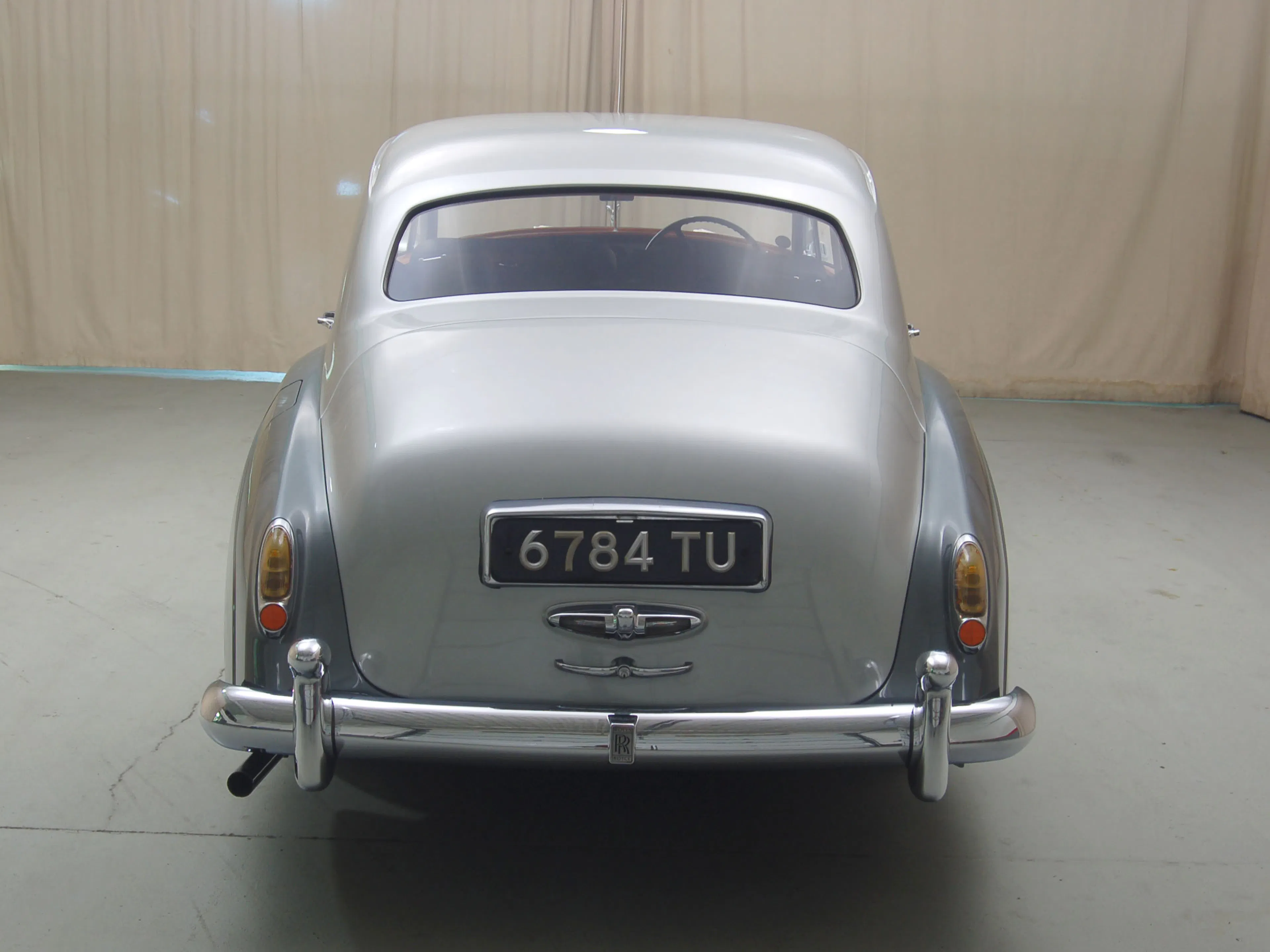 1957 Rolls-Royce Silver Cloud I 4dr Sedan Courtesy of Hyman Ltd.