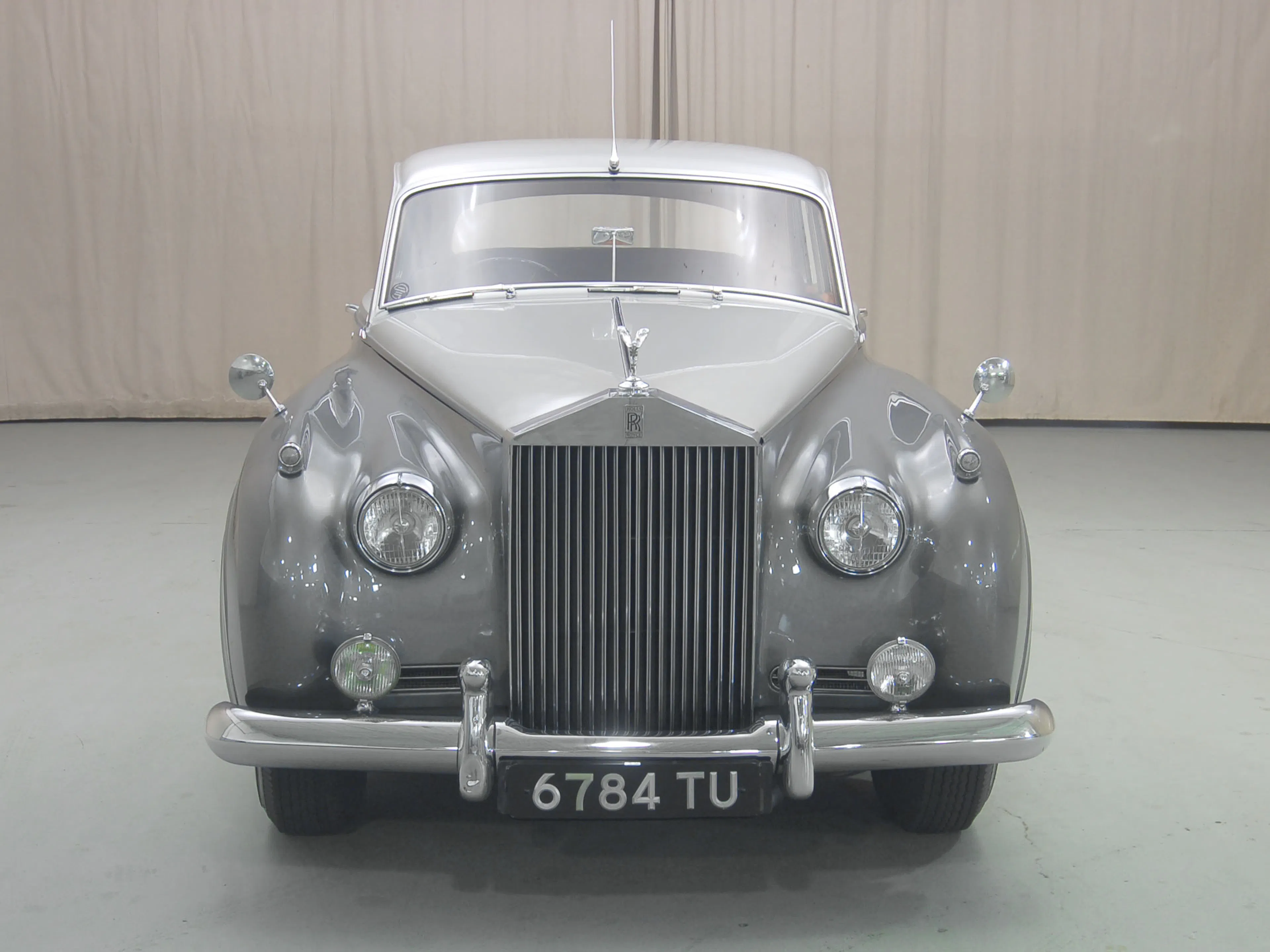 1957 Rolls-Royce Silver Cloud I 4dr Sedan Courtesy of Hyman Ltd.
