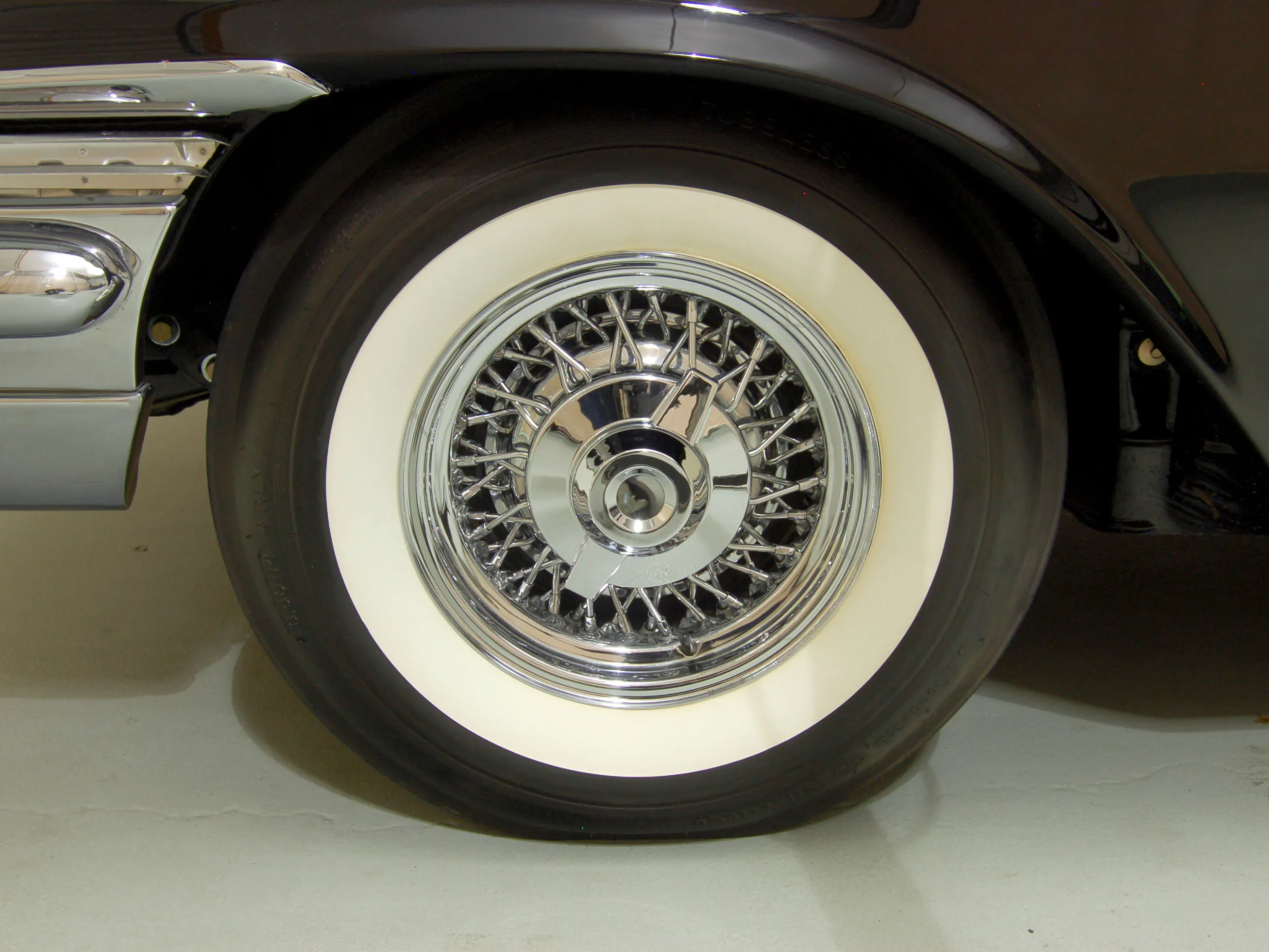 1957 Chrysler Windsor 2dr Convertible Courtesy of Hyman Ltd.